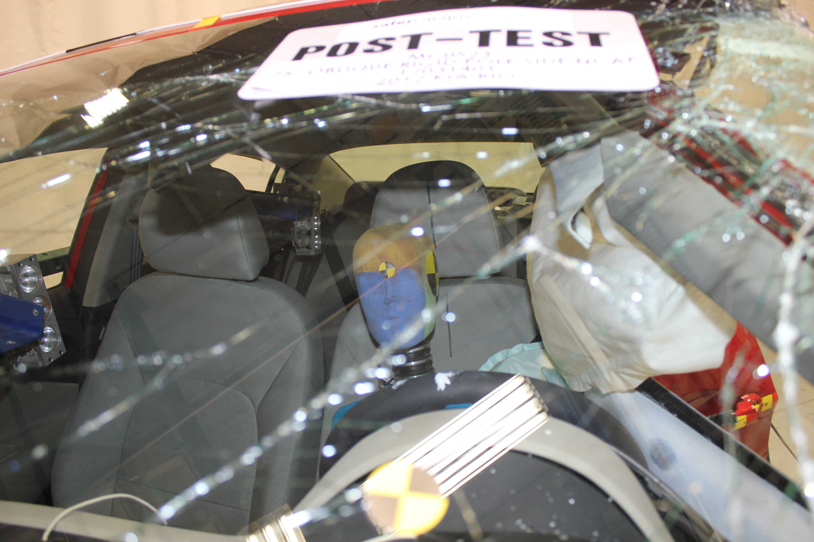 2012 KIA RIO crash image 23