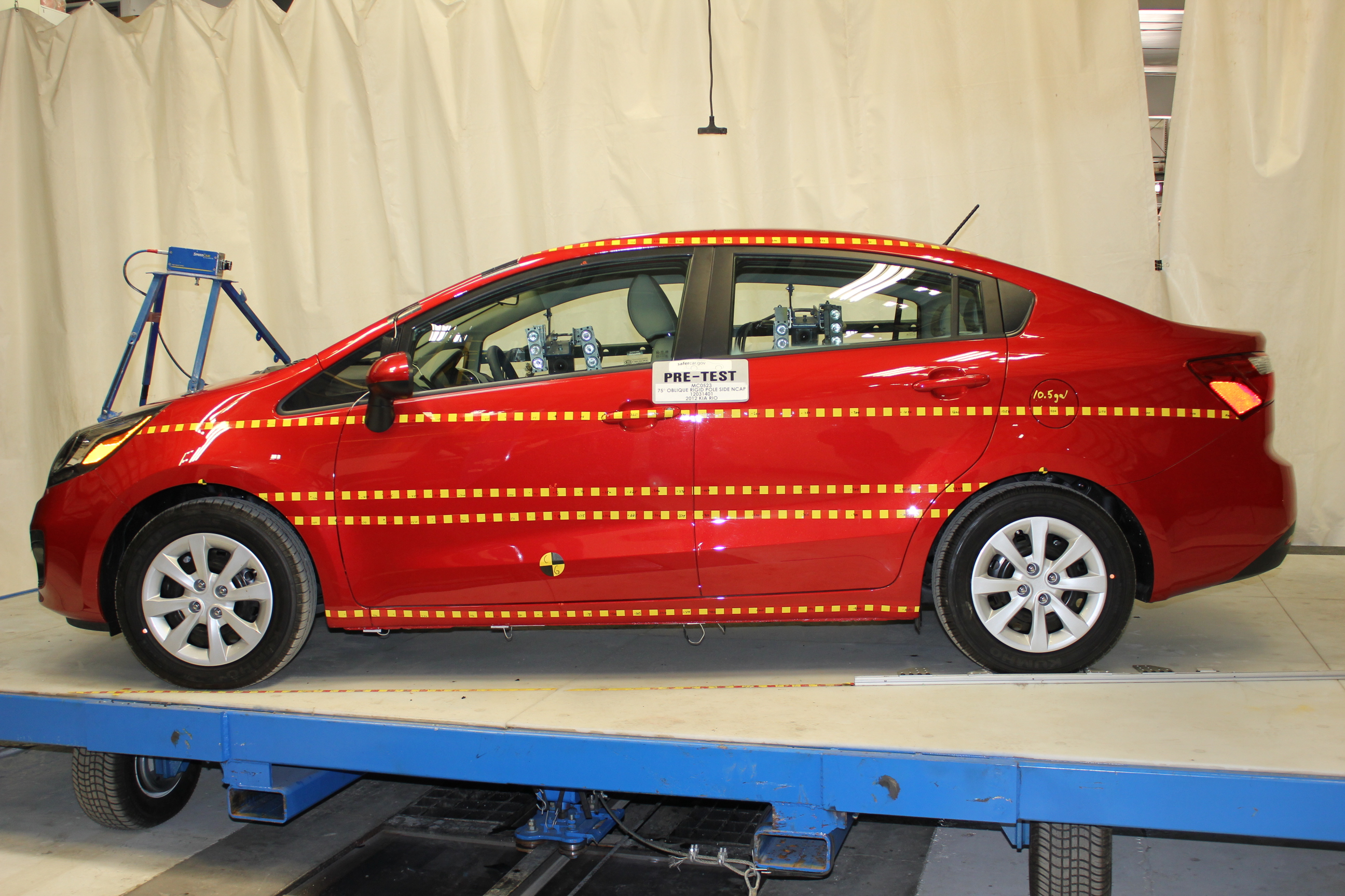 2012 KIA RIO crash image 8