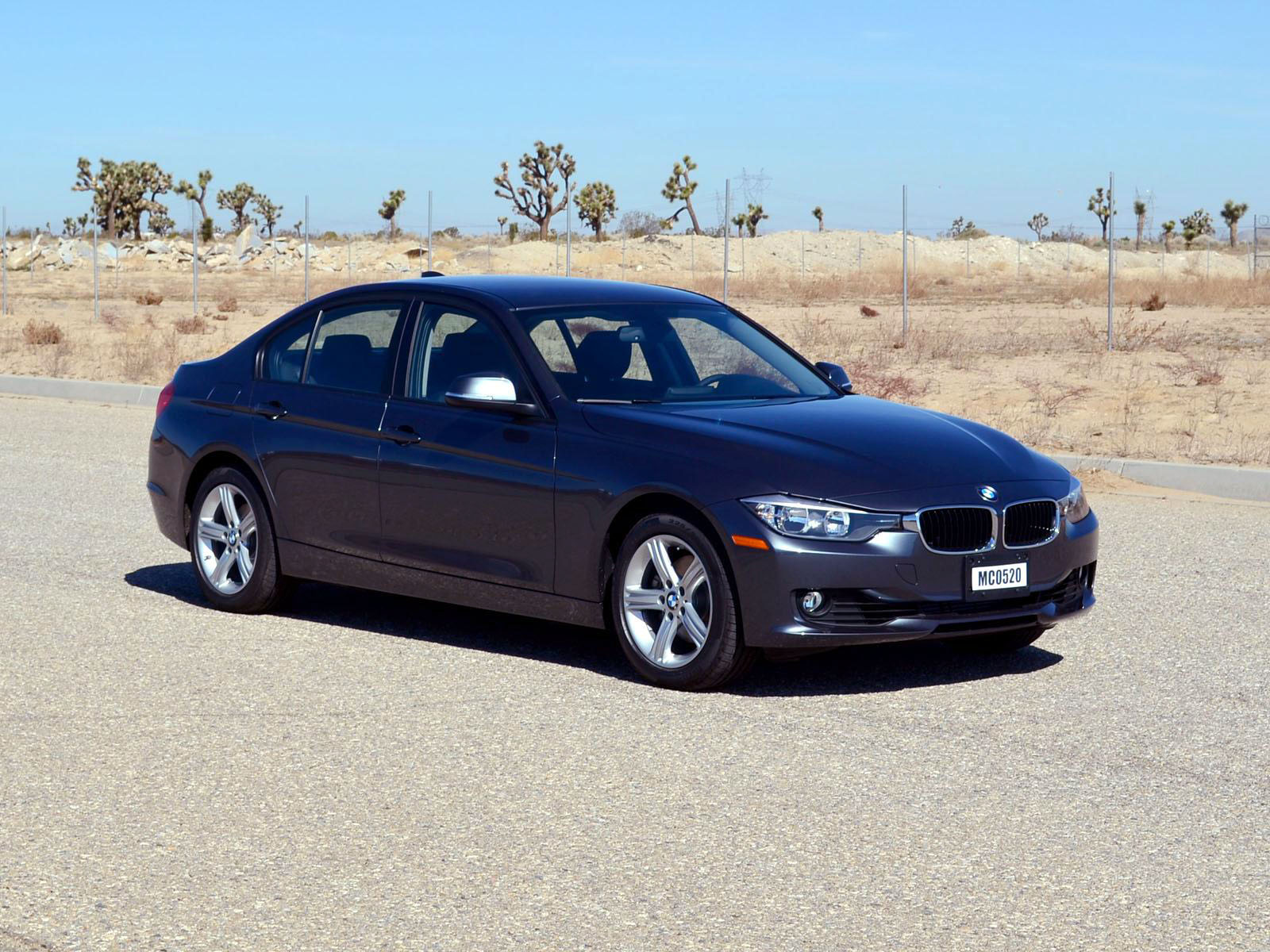 2012 BMW 328 I crash image