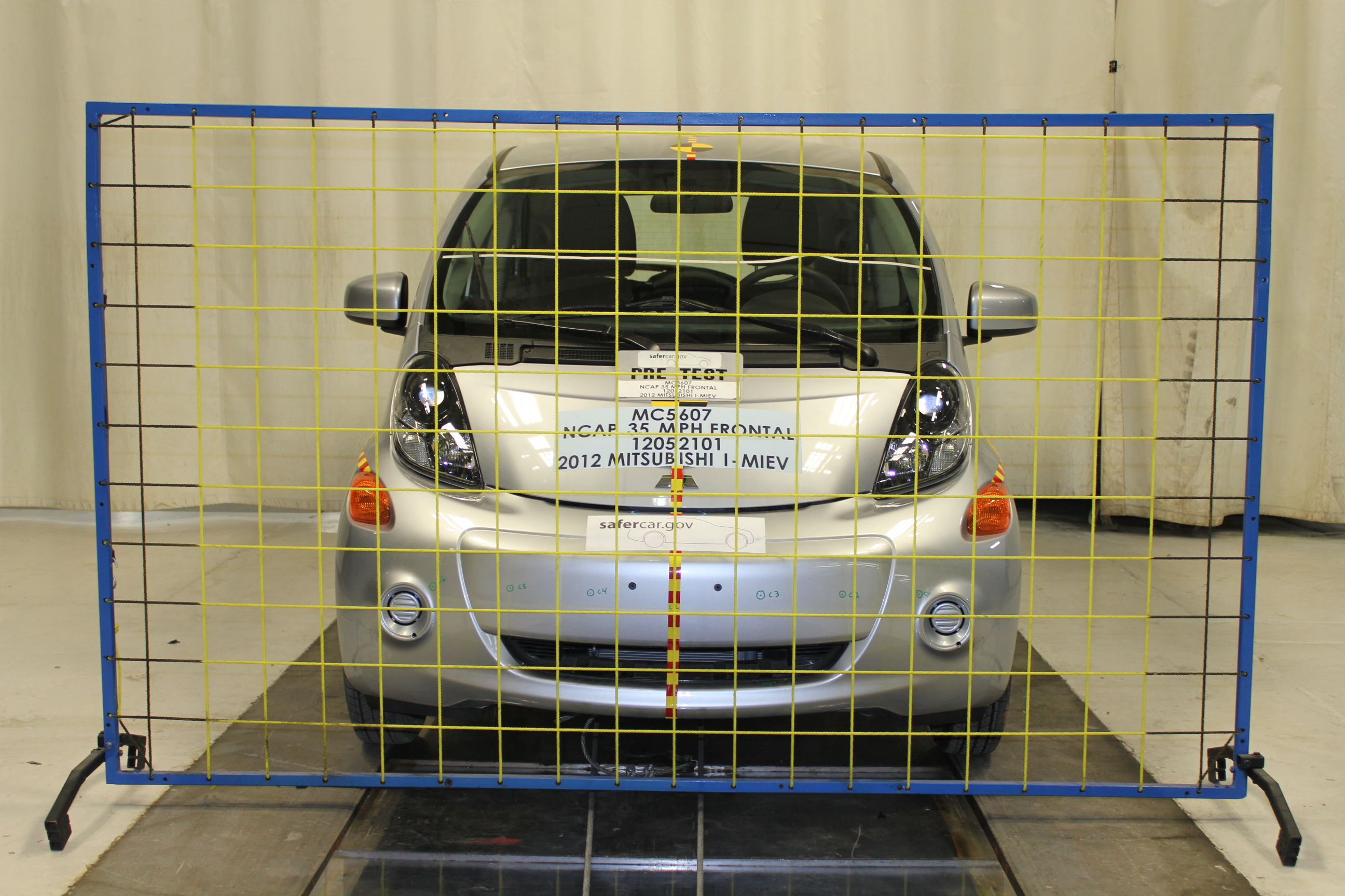 2012 MITSUBISHI IMiEV crash image