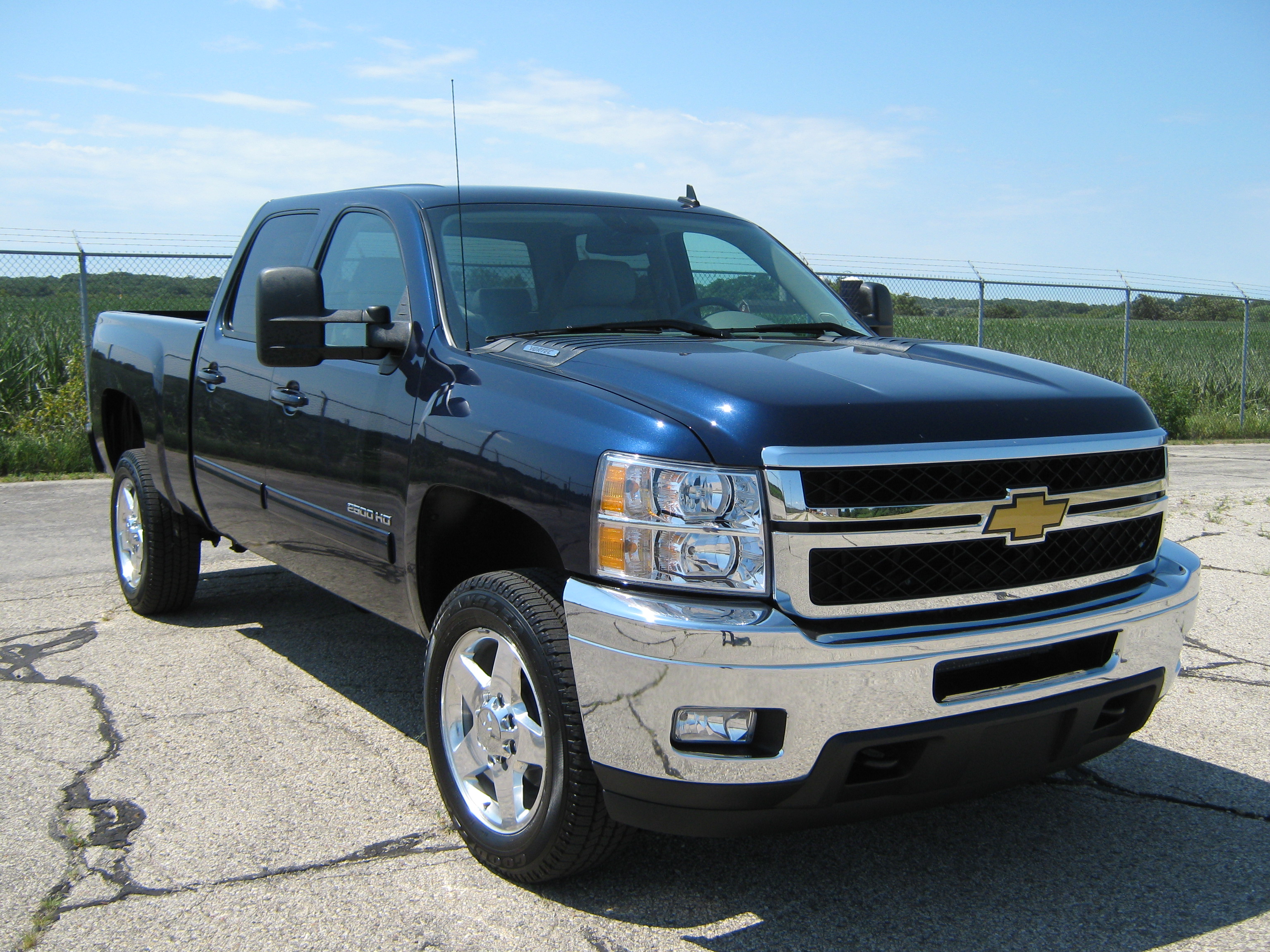 2012 CHEVROLET SILVERADO2500 crash image