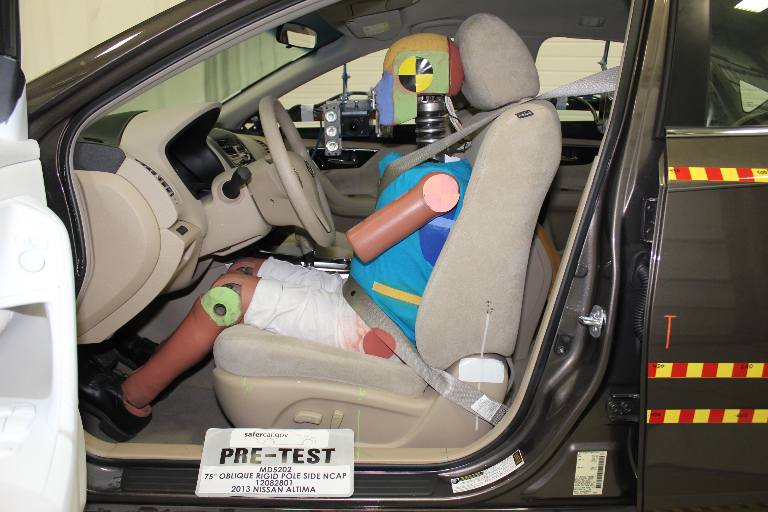 2013 NISSAN ALTIMA crash image 23