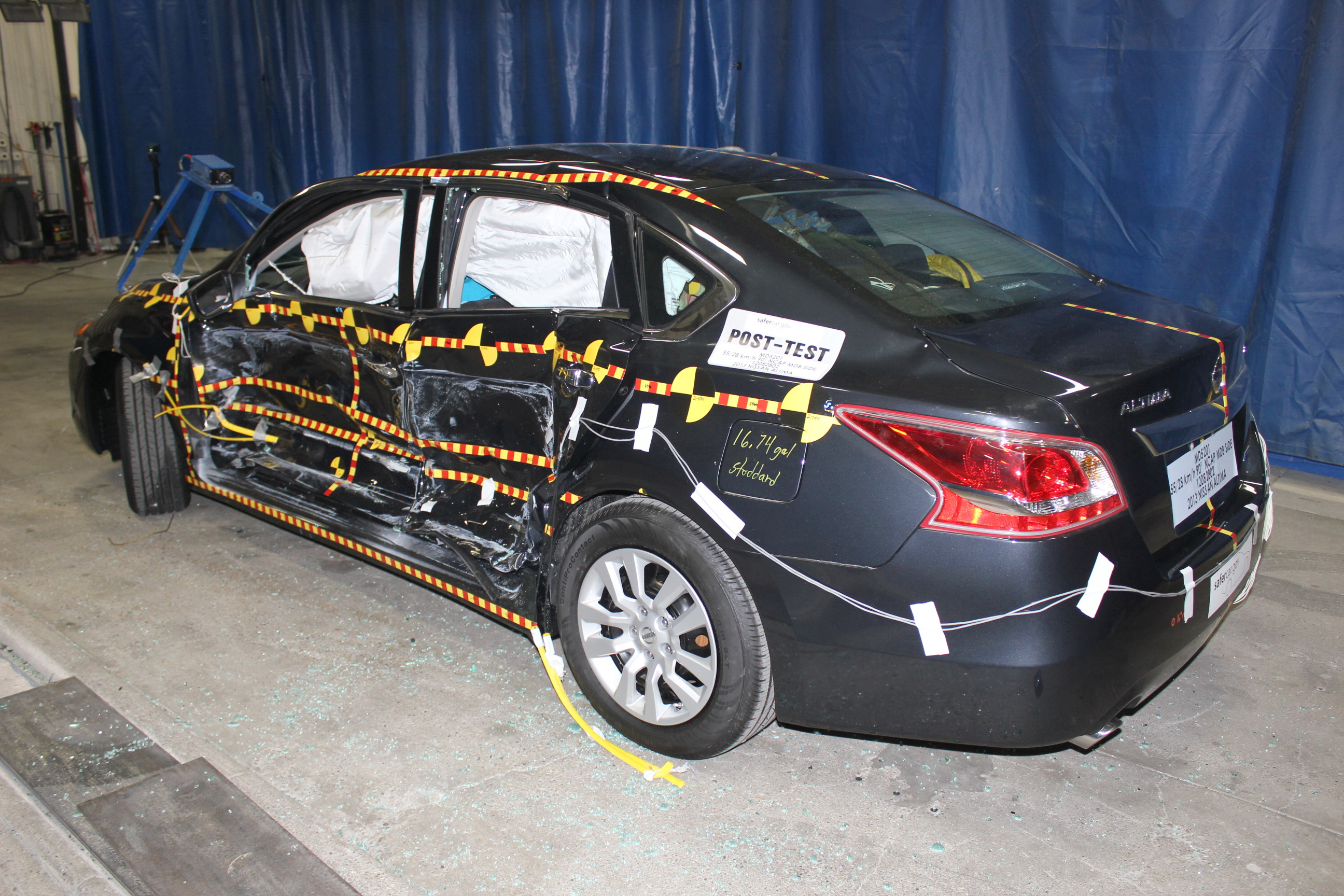 2013 NISSAN ALTIMA crash image 10
