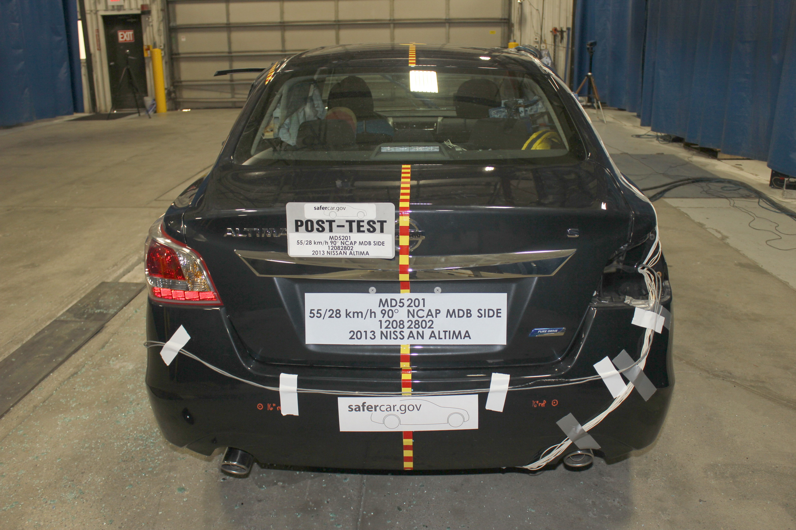 2013 NISSAN ALTIMA crash image 12