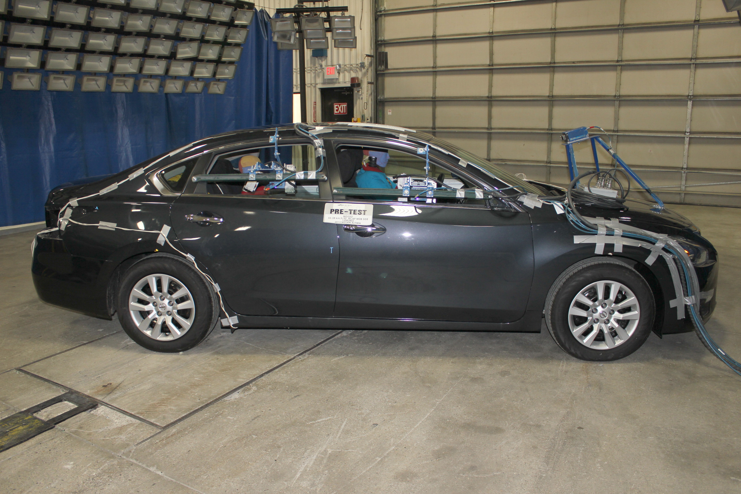 2013 NISSAN ALTIMA crash image 13