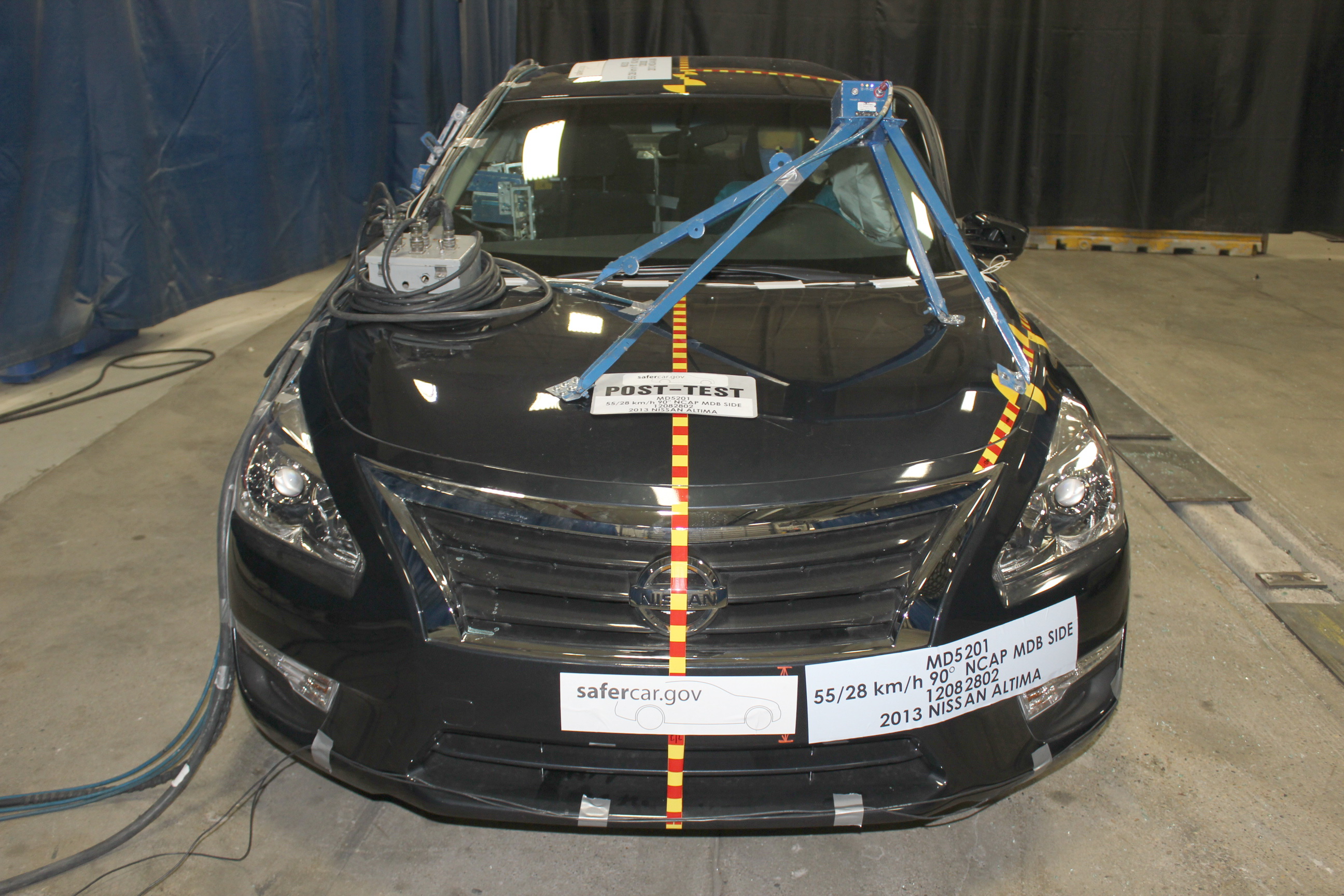 2013 NISSAN ALTIMA crash image 4