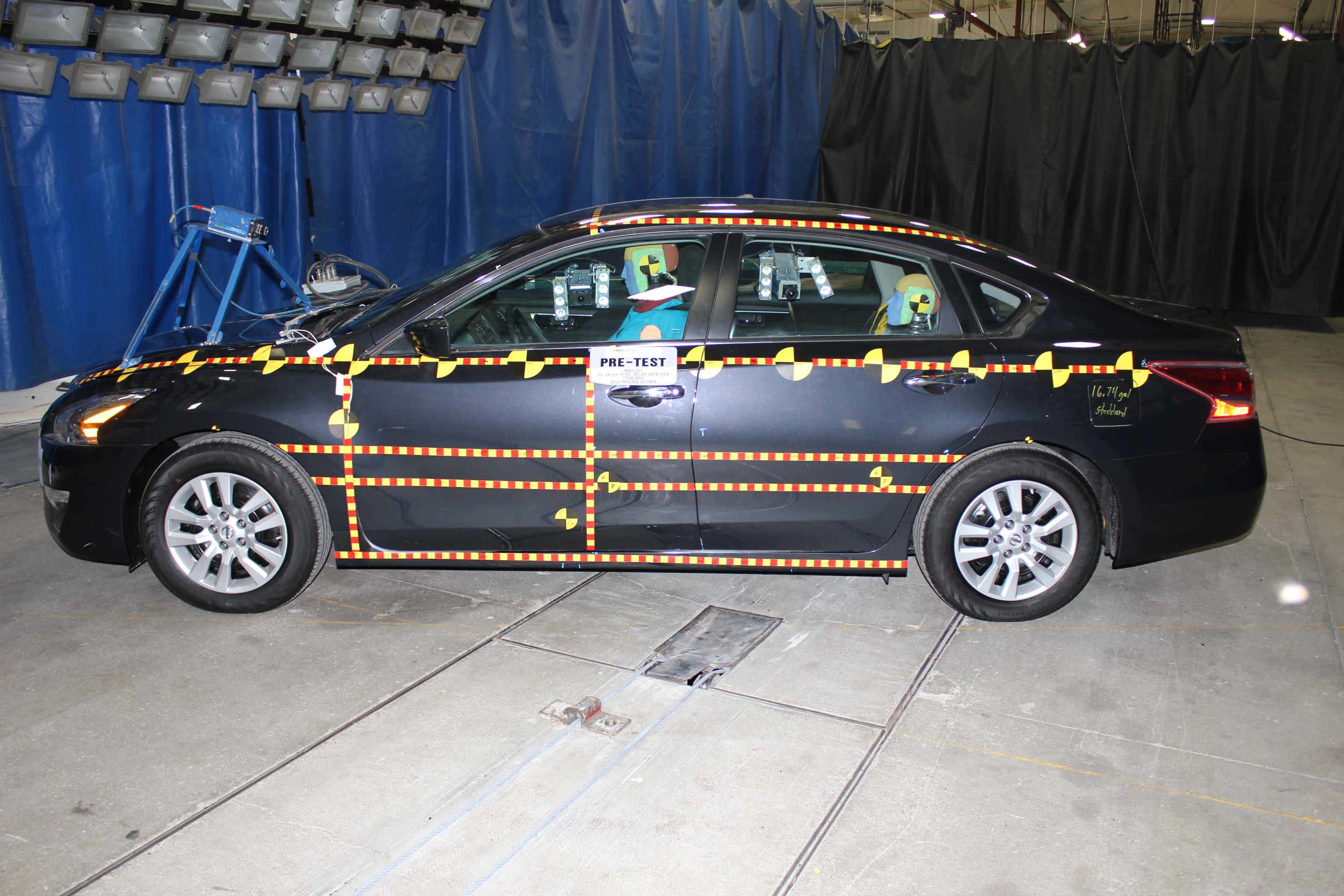 2013 NISSAN ALTIMA crash image 7