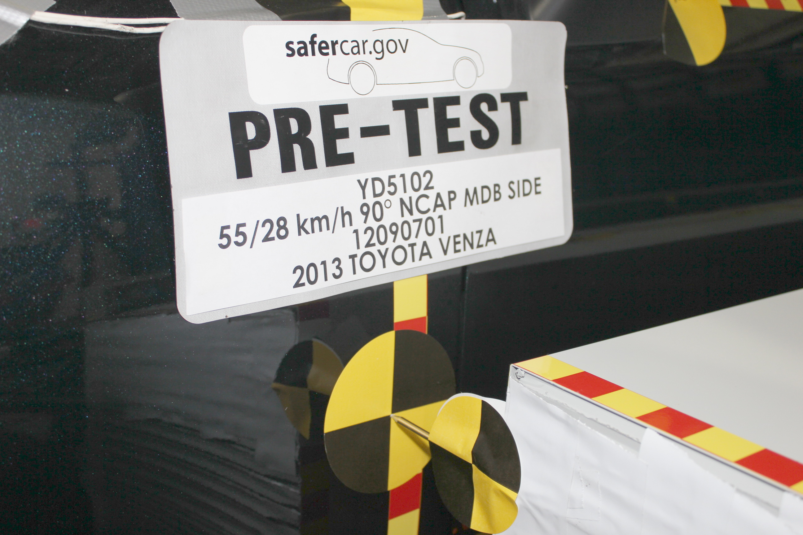 2013 TOYOTA VENZA crash image 19