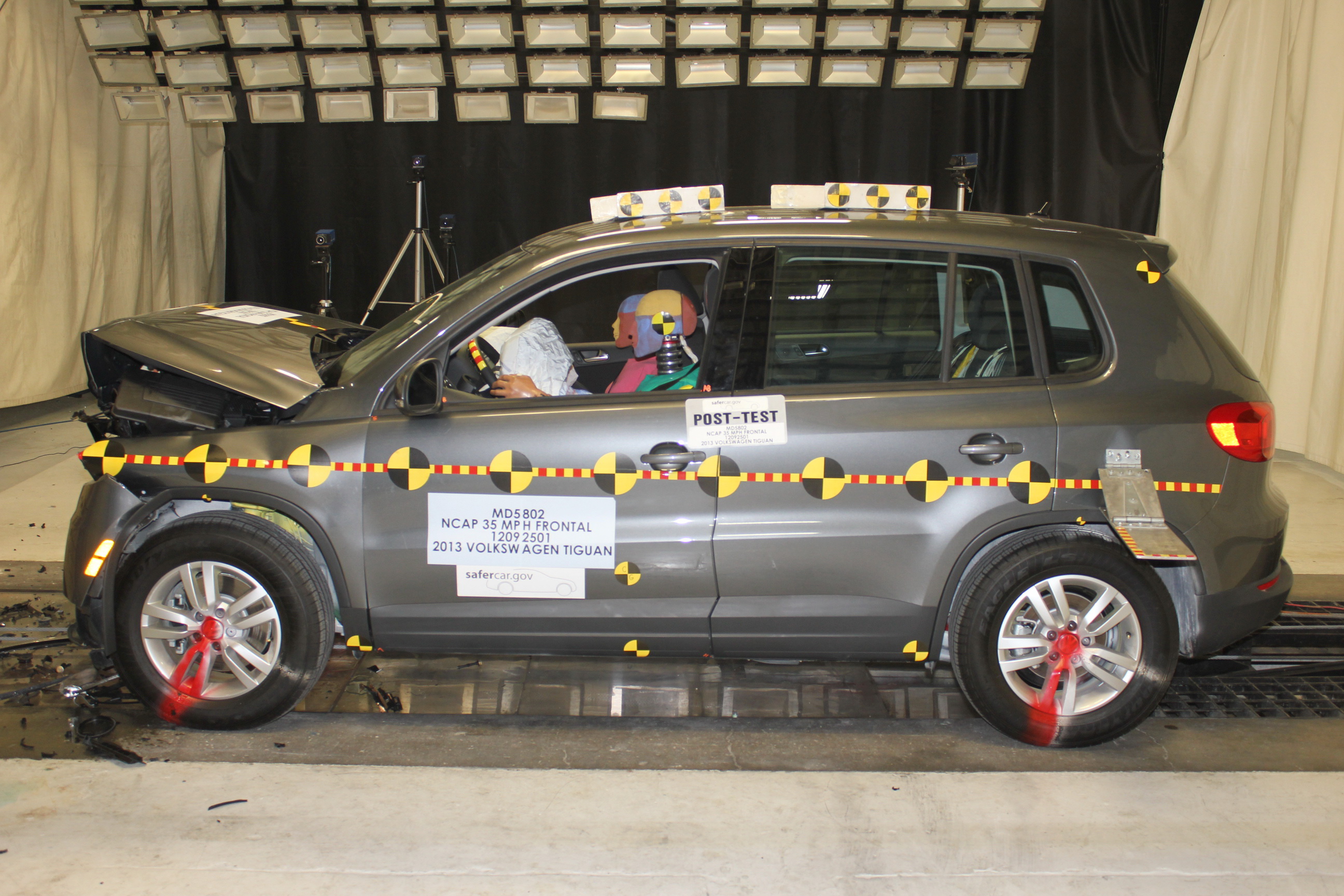 2013 VOLKSWAGEN TIGUAN crash image 10