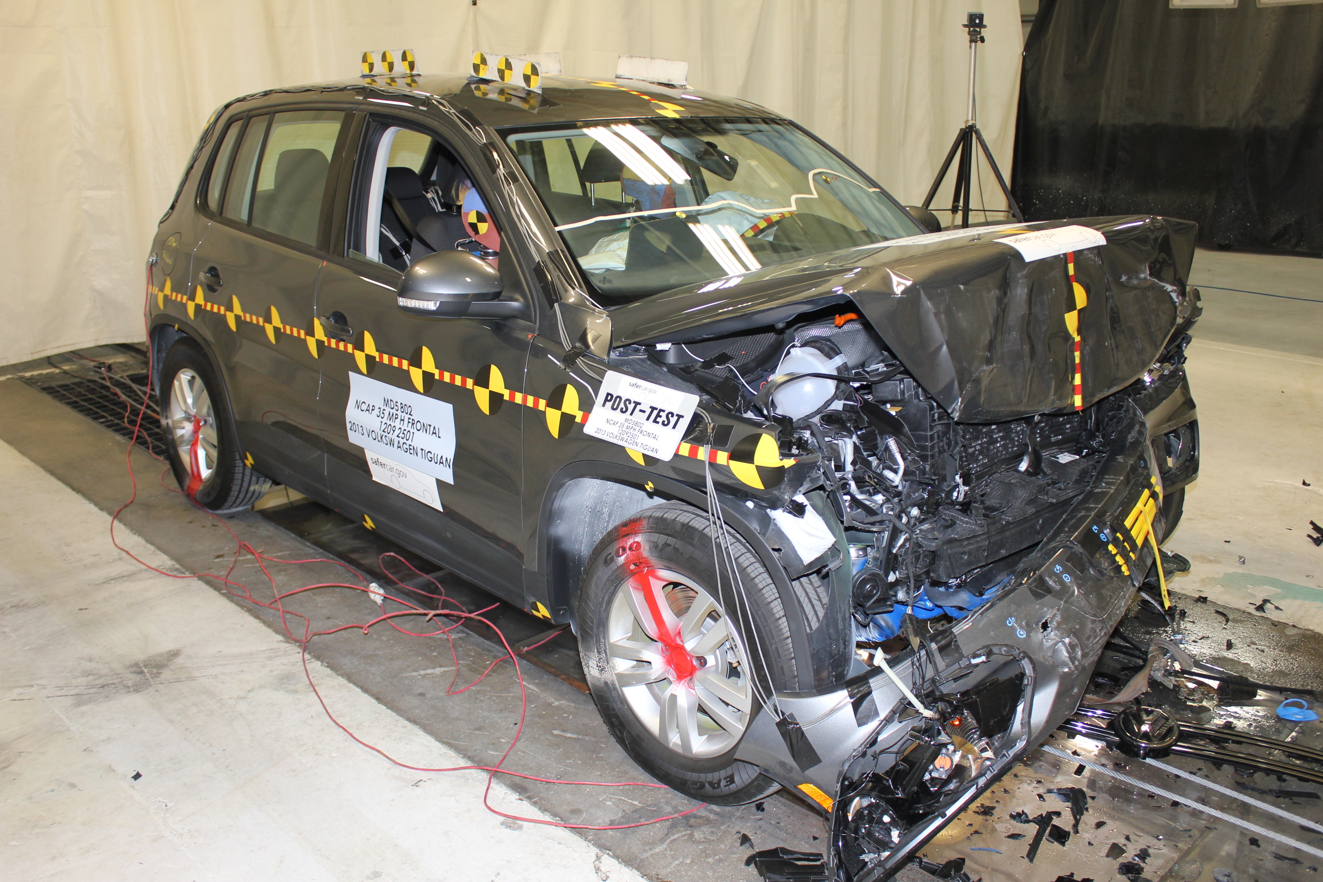 2013 VOLKSWAGEN TIGUAN crash image 14