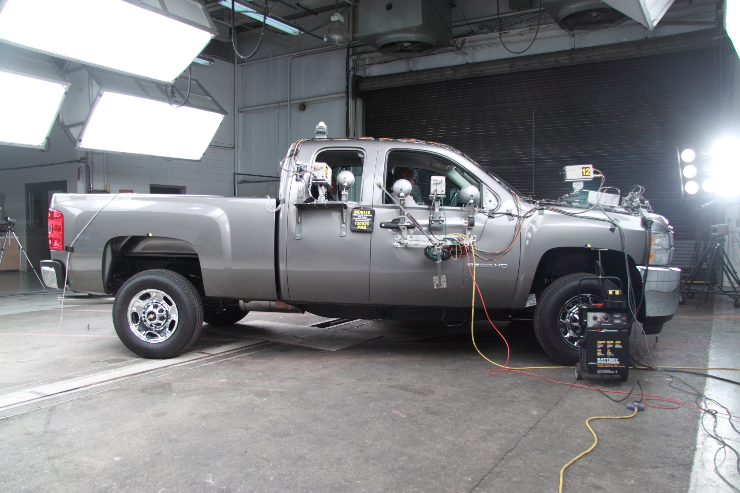 2013 CHEVROLET SILVERADO2500 crash image 6