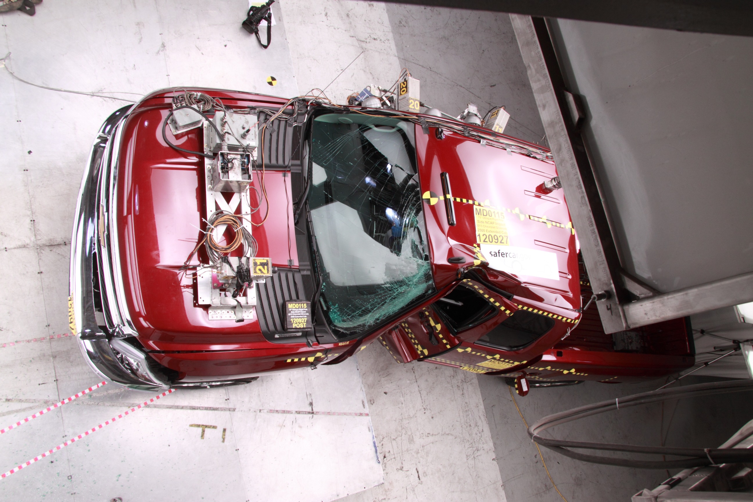 2013 CHEVROLET SILVERADO2500 crash image 16