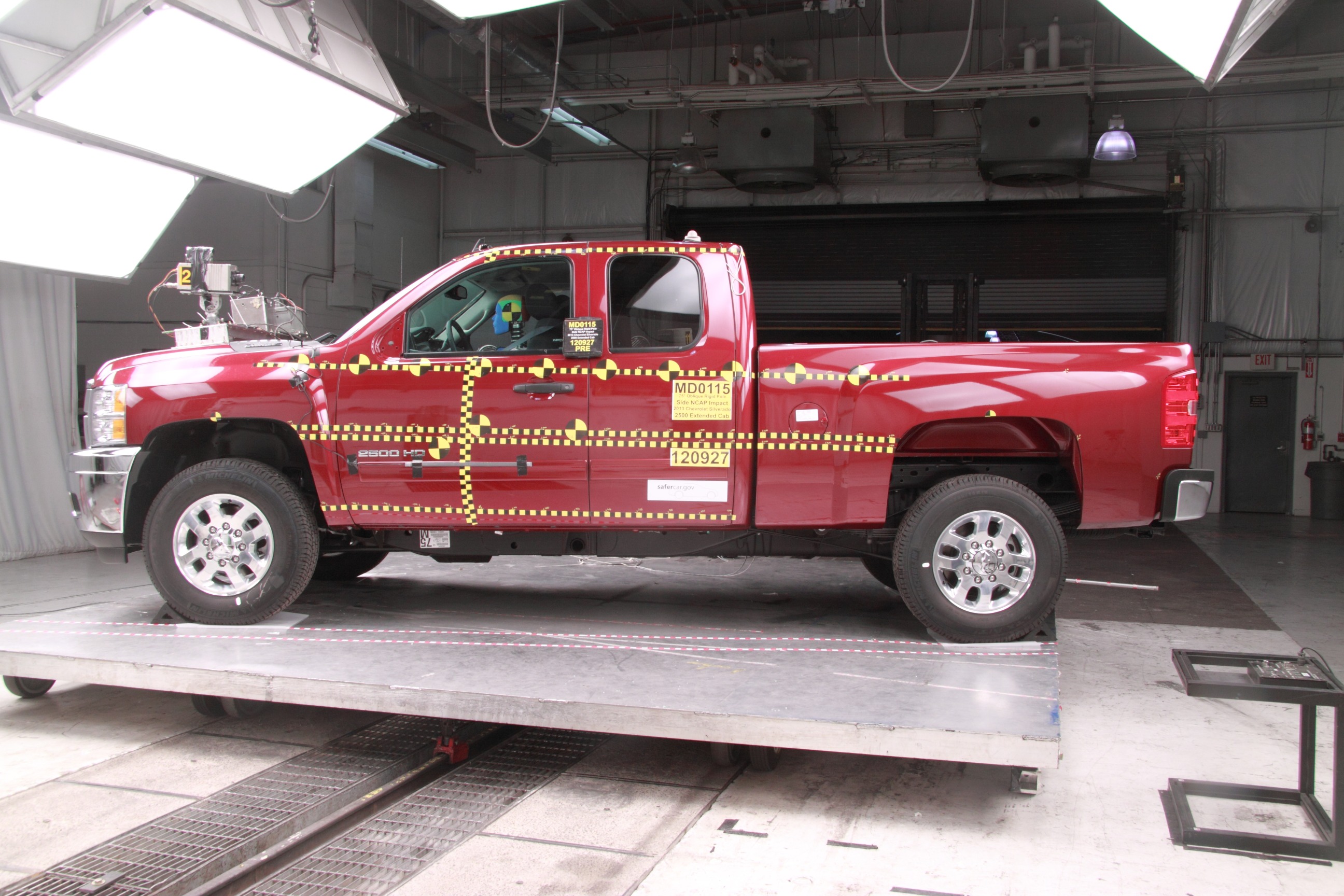 2013 CHEVROLET SILVERADO2500 crash image 7