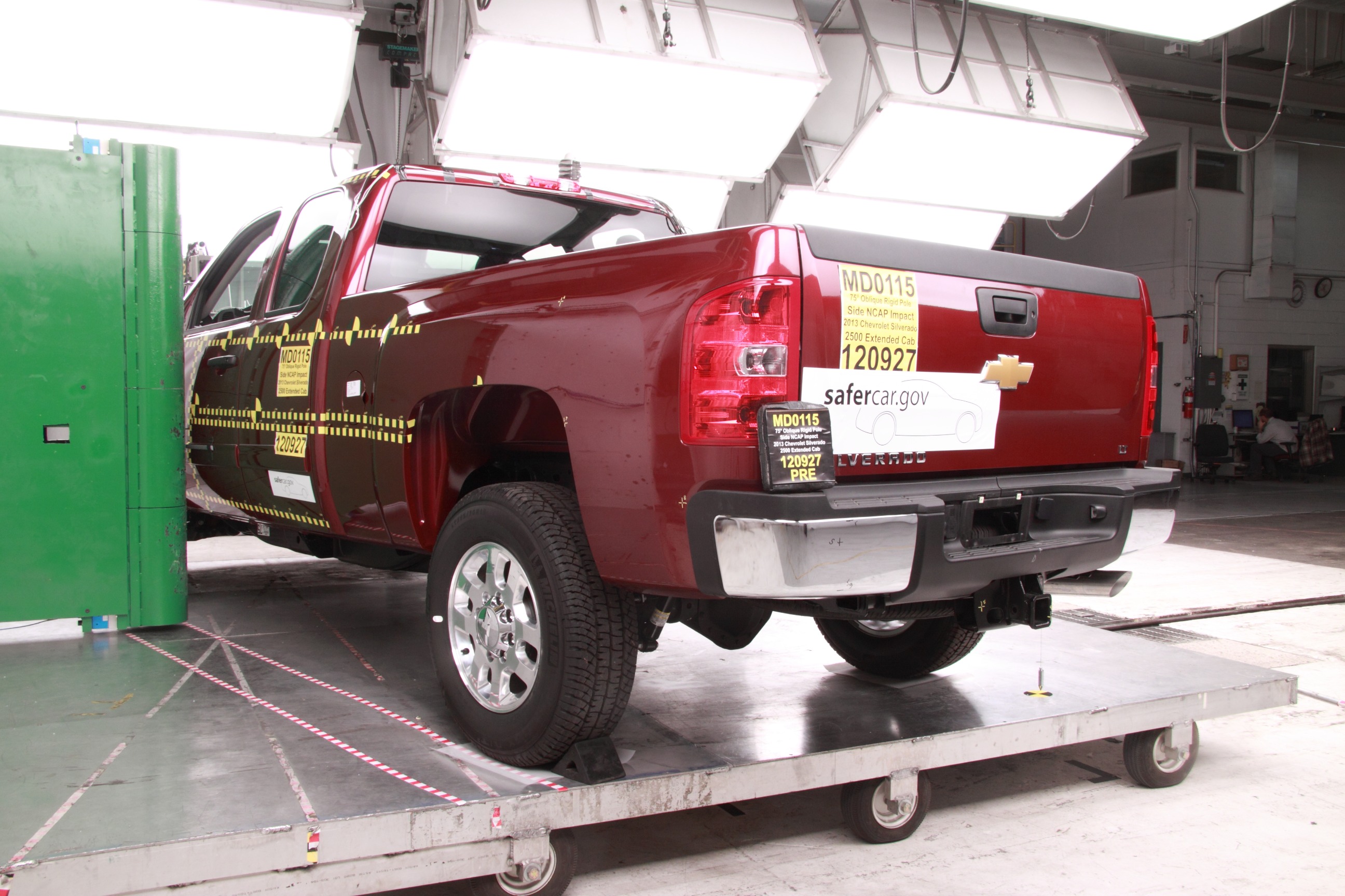 2013 CHEVROLET SILVERADO2500 crash image 9