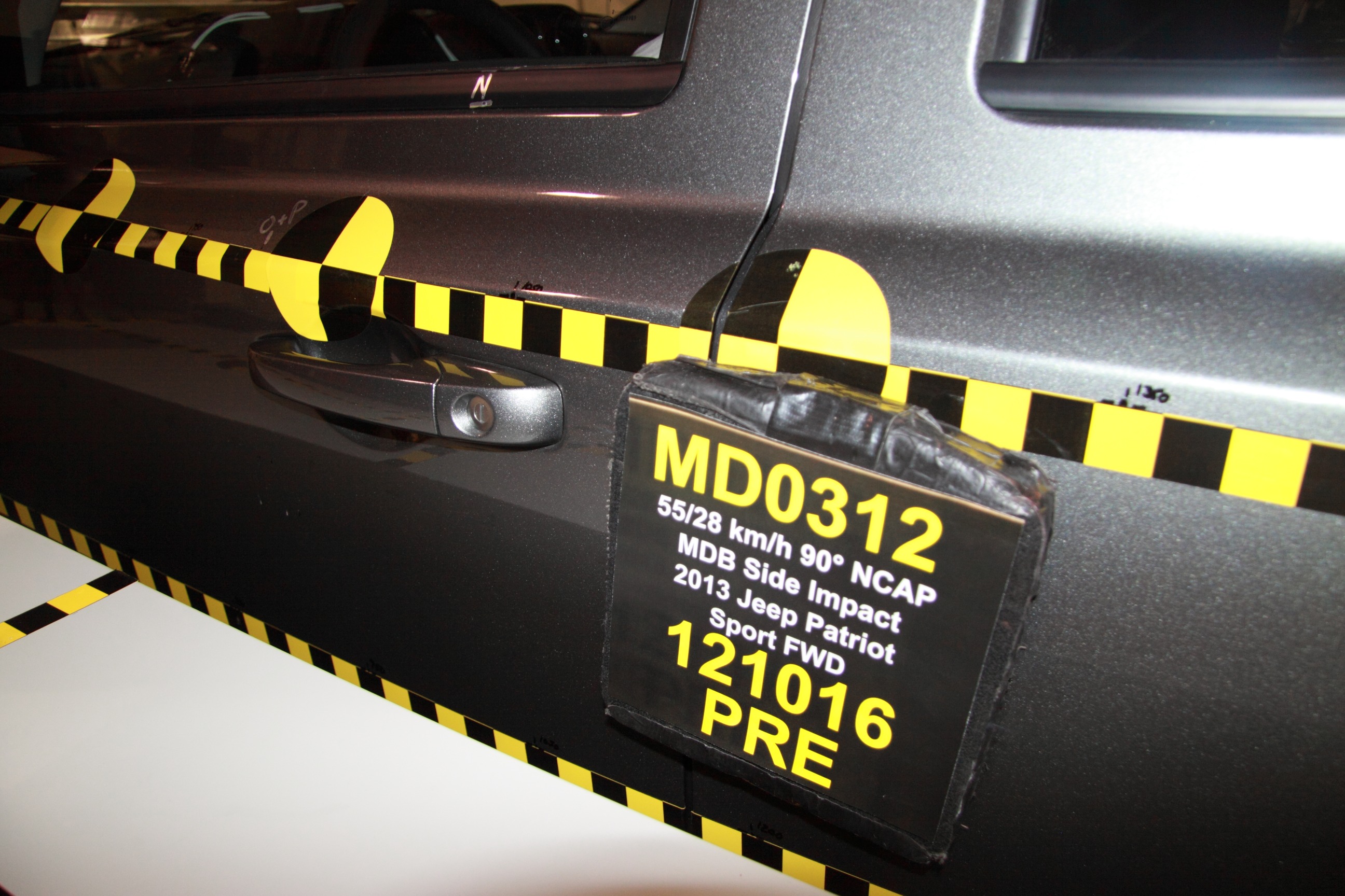 2013 JEEP PATRIOT crash image 22