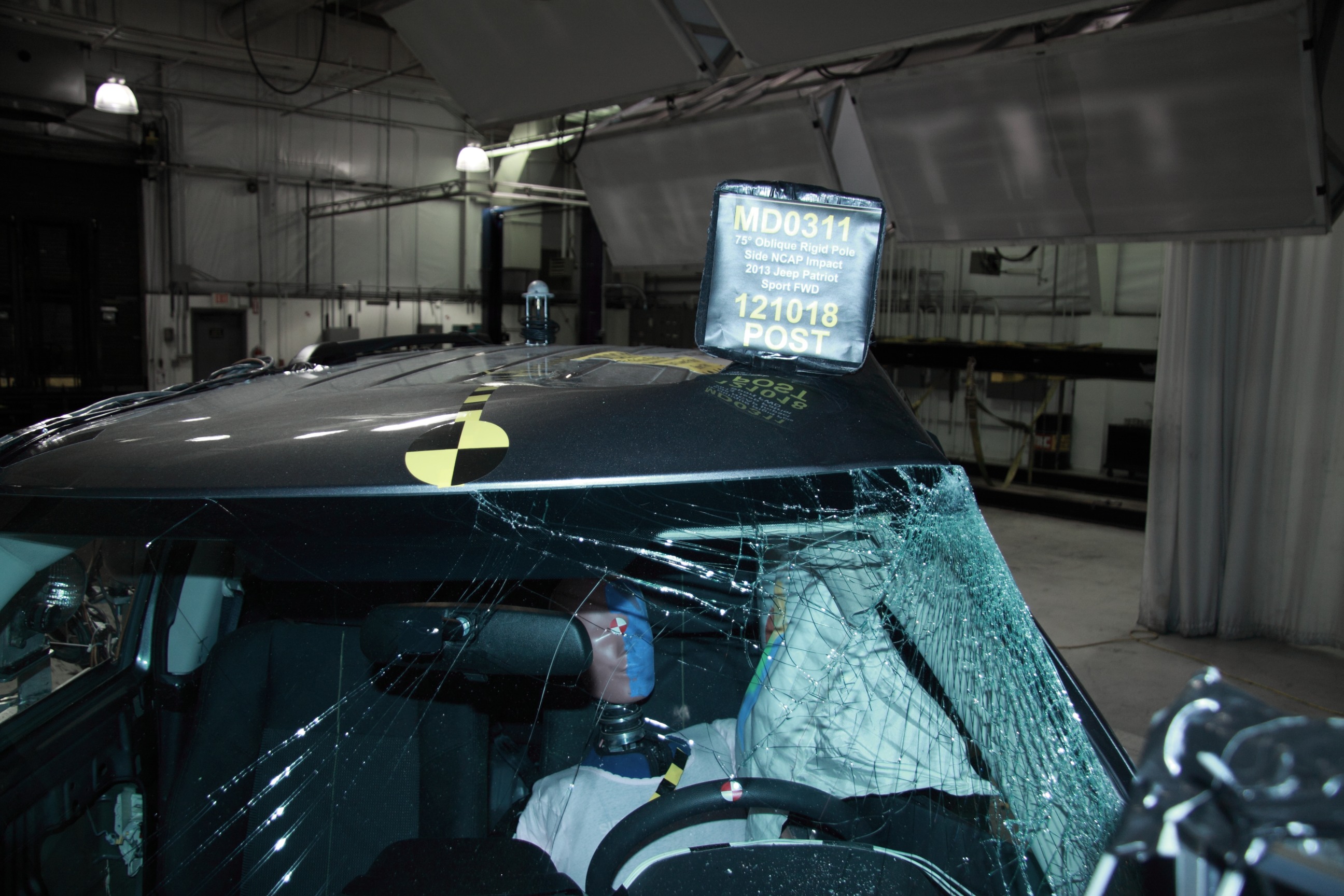 2013 JEEP PATRIOT crash image 23