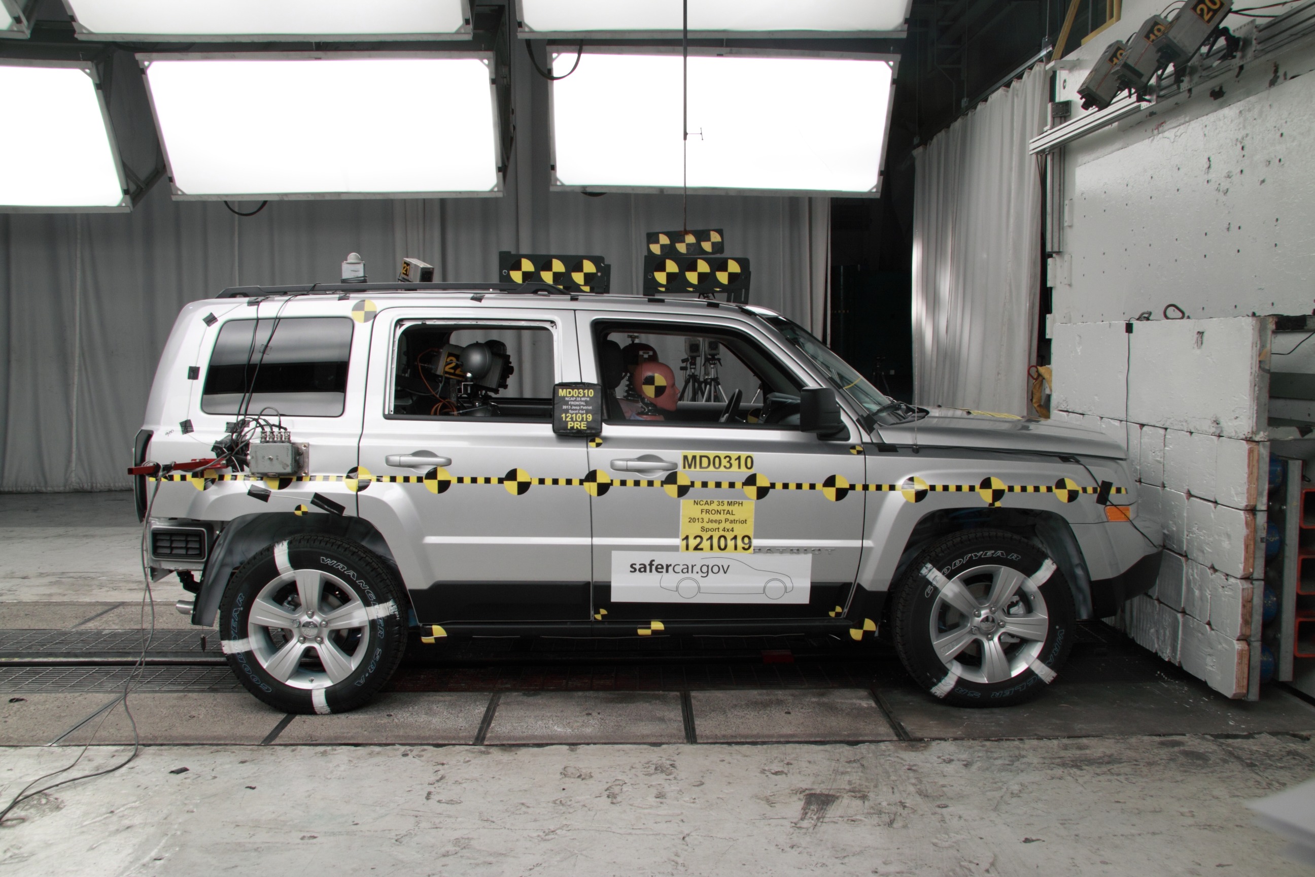 2013 JEEP PATRIOT crash image 11