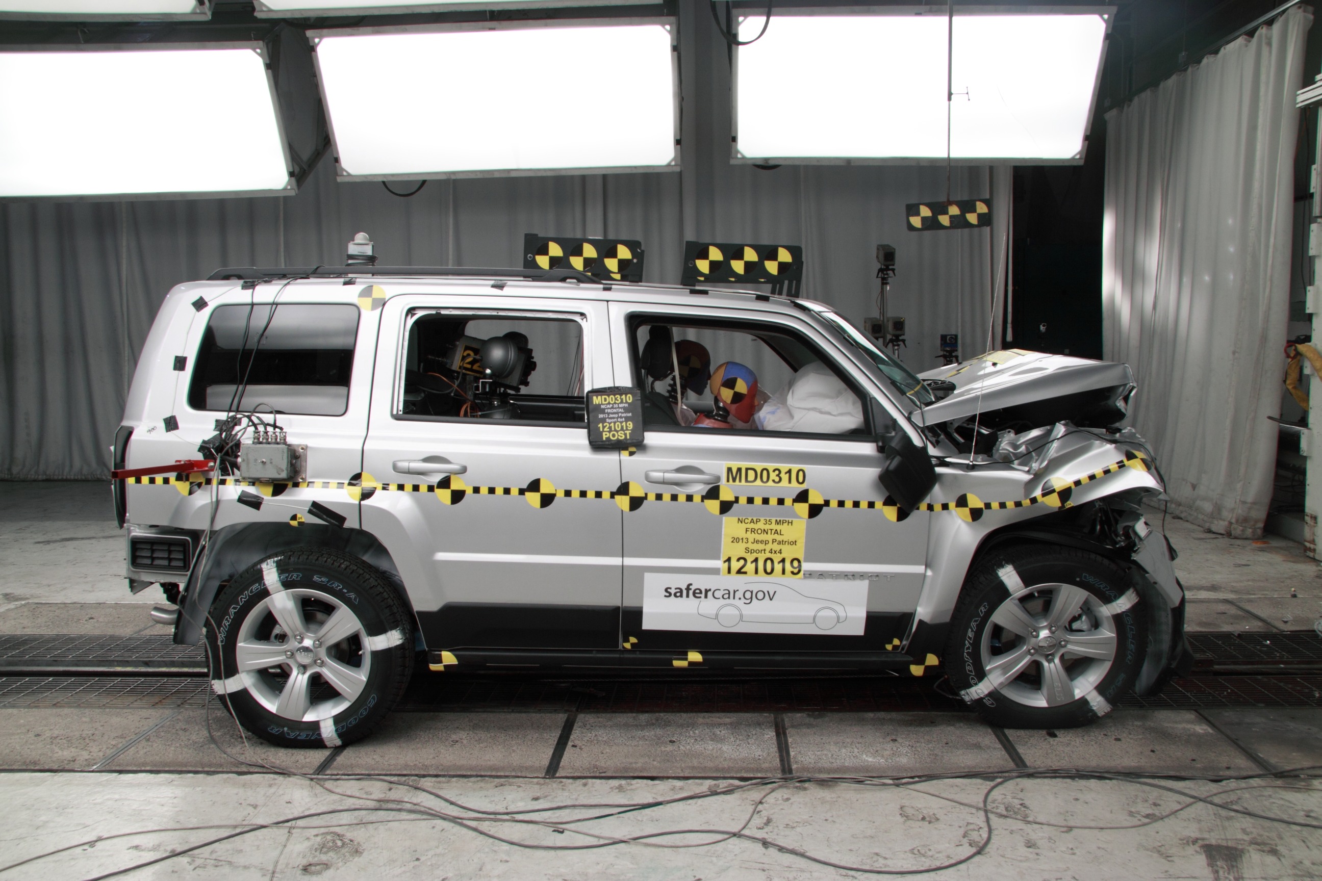 2013 JEEP PATRIOT crash image 12