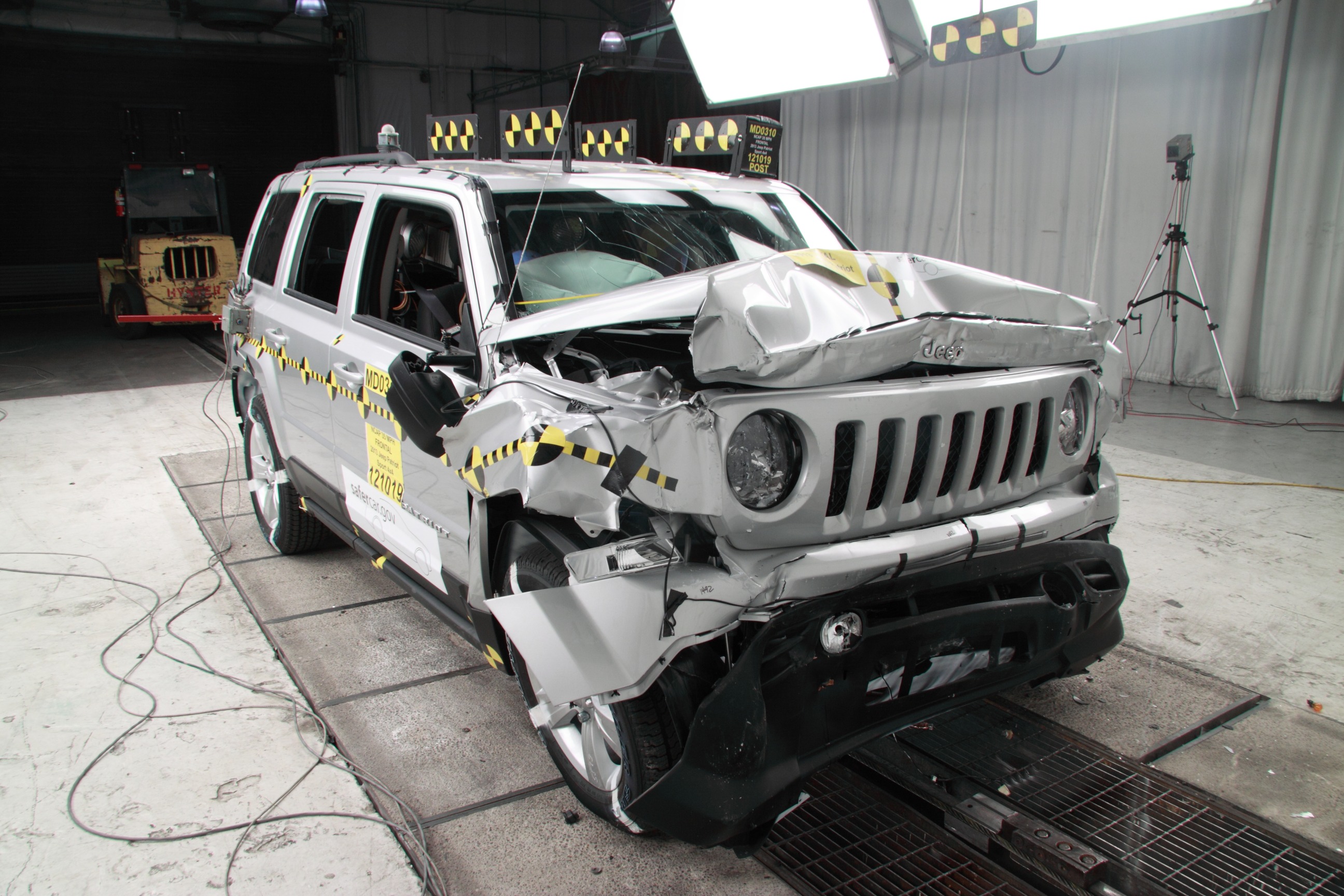 2013 JEEP PATRIOT crash image 14