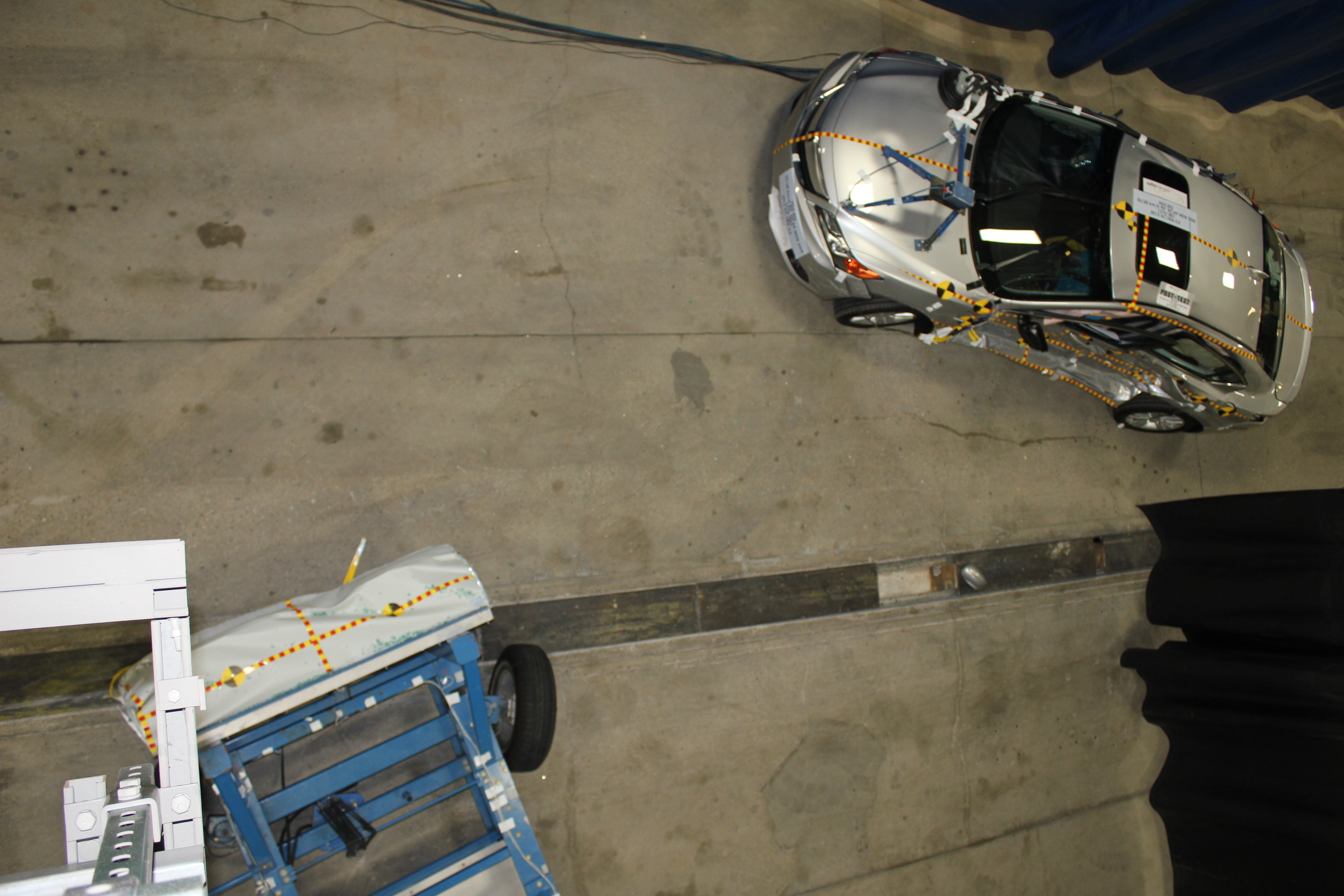 2013 ACURA ILX HYBRID crash image 16