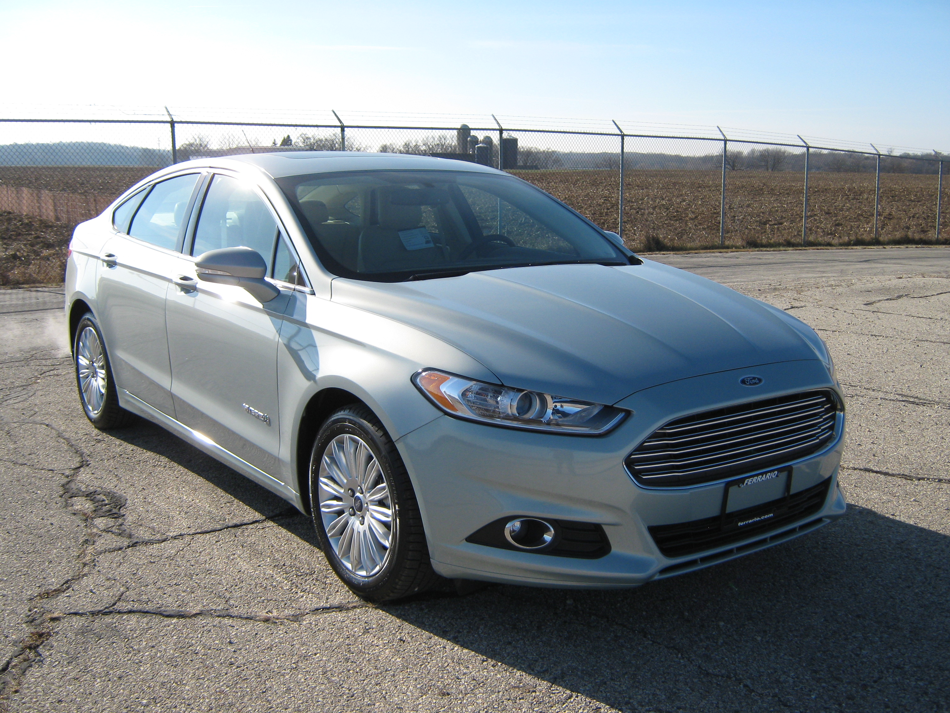 2013 FORD FUSION HYBRID crash-test photo