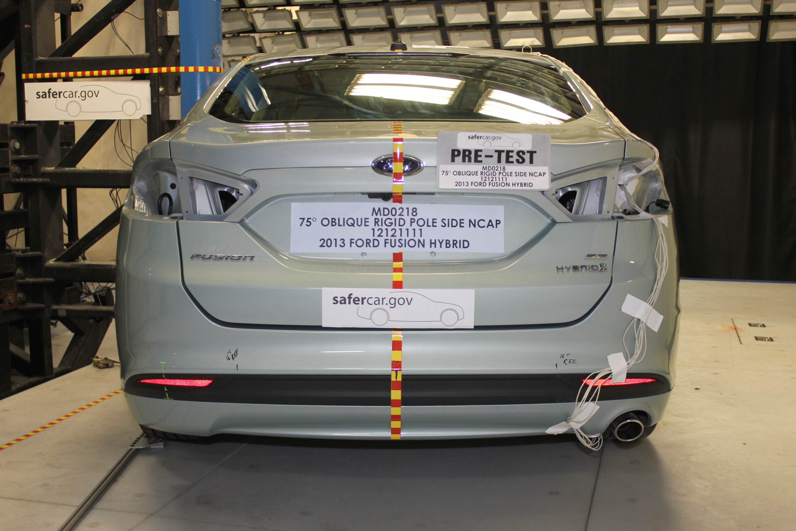 2013 FORD FUSION HYBRID crash image 11