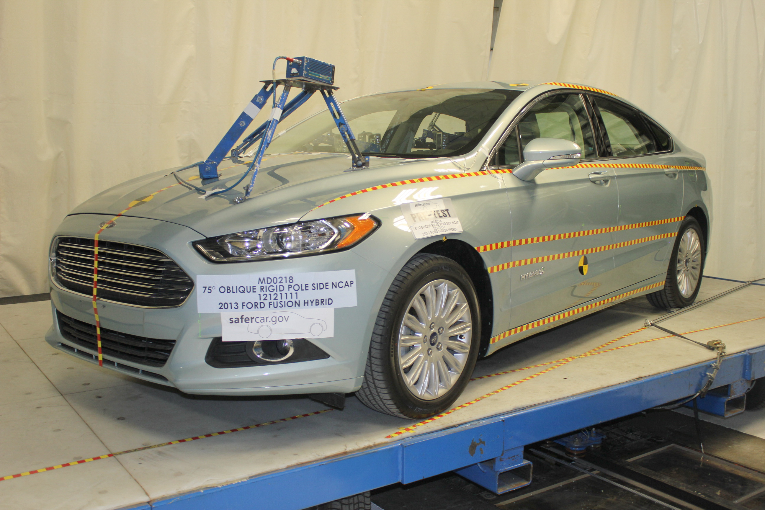2013 FORD FUSION HYBRID crash image 5