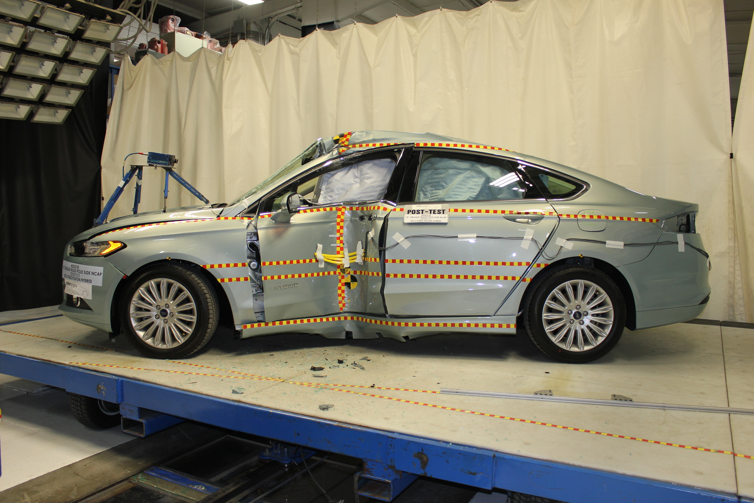 2013 FORD FUSION HYBRID crash image 8