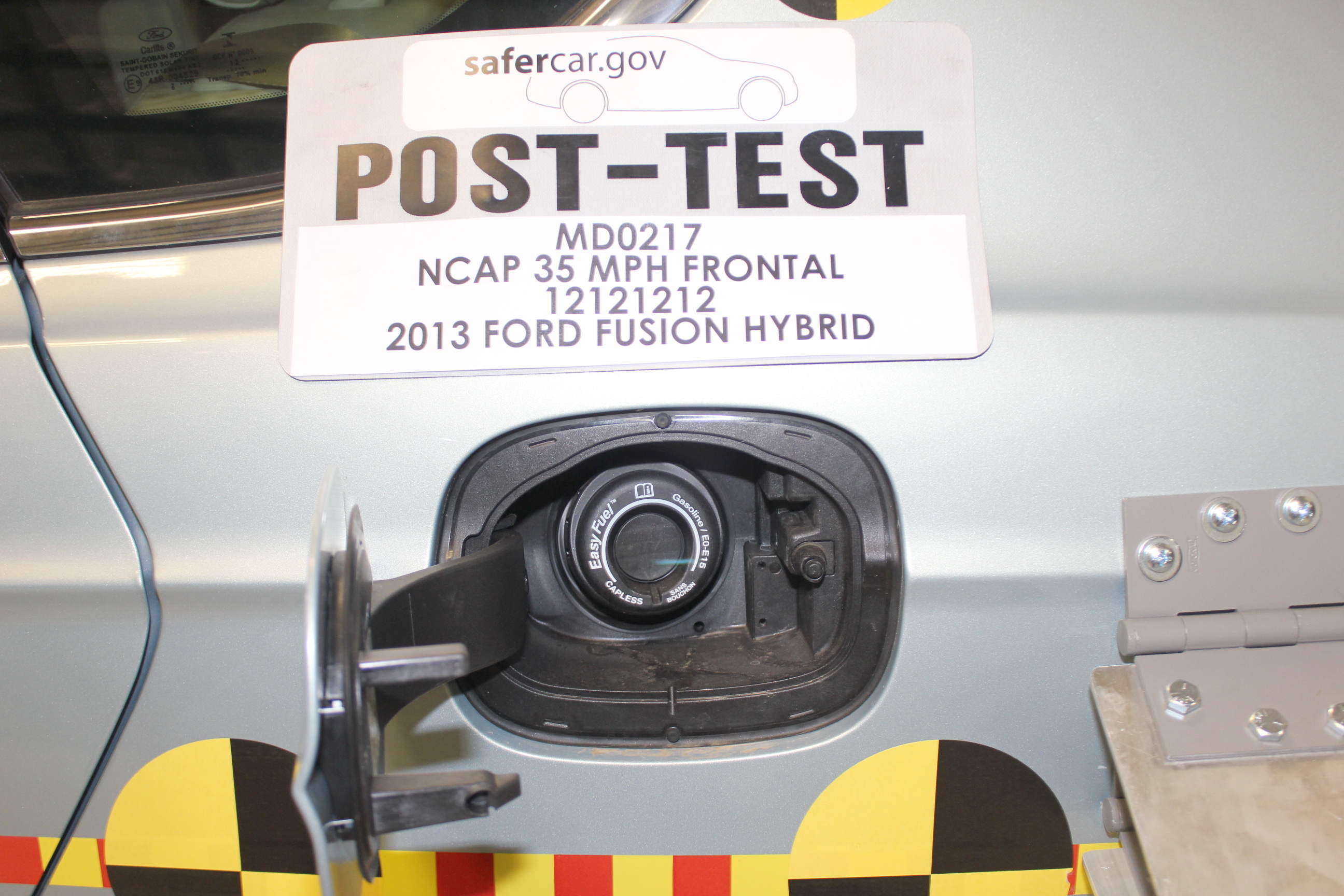 2013 FORD FUSION HYBRID crash image 22