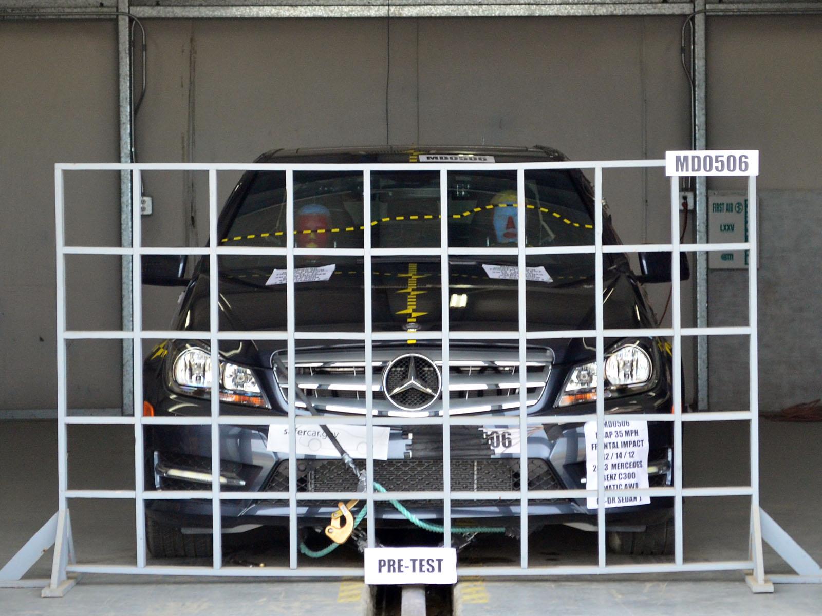 2013 MERCEDES C-CLASS crash image