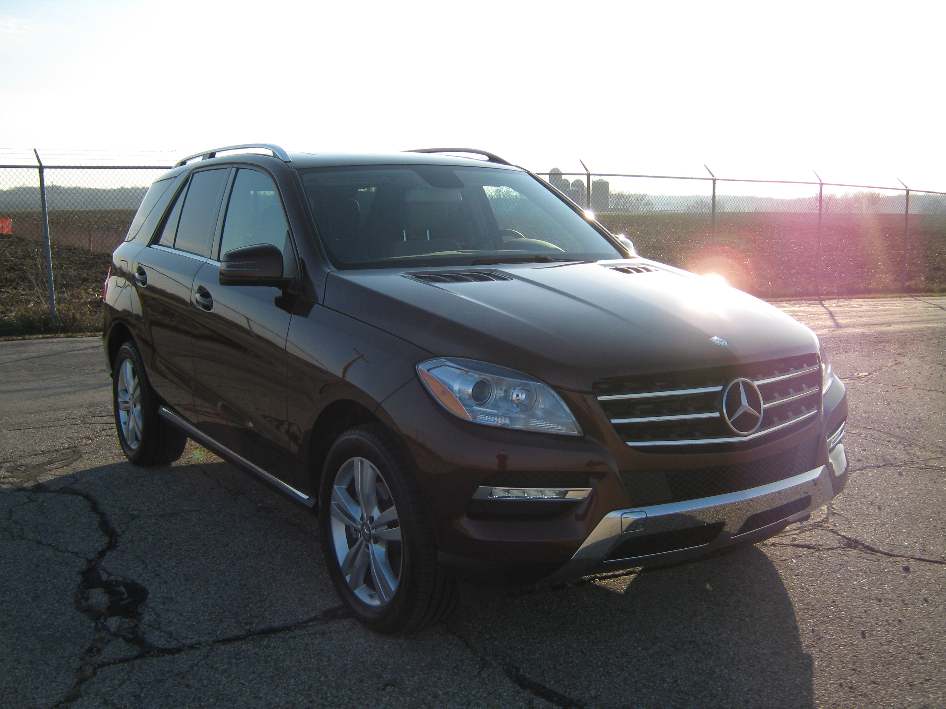 2013 MERCEDES ML350 crash-test photo