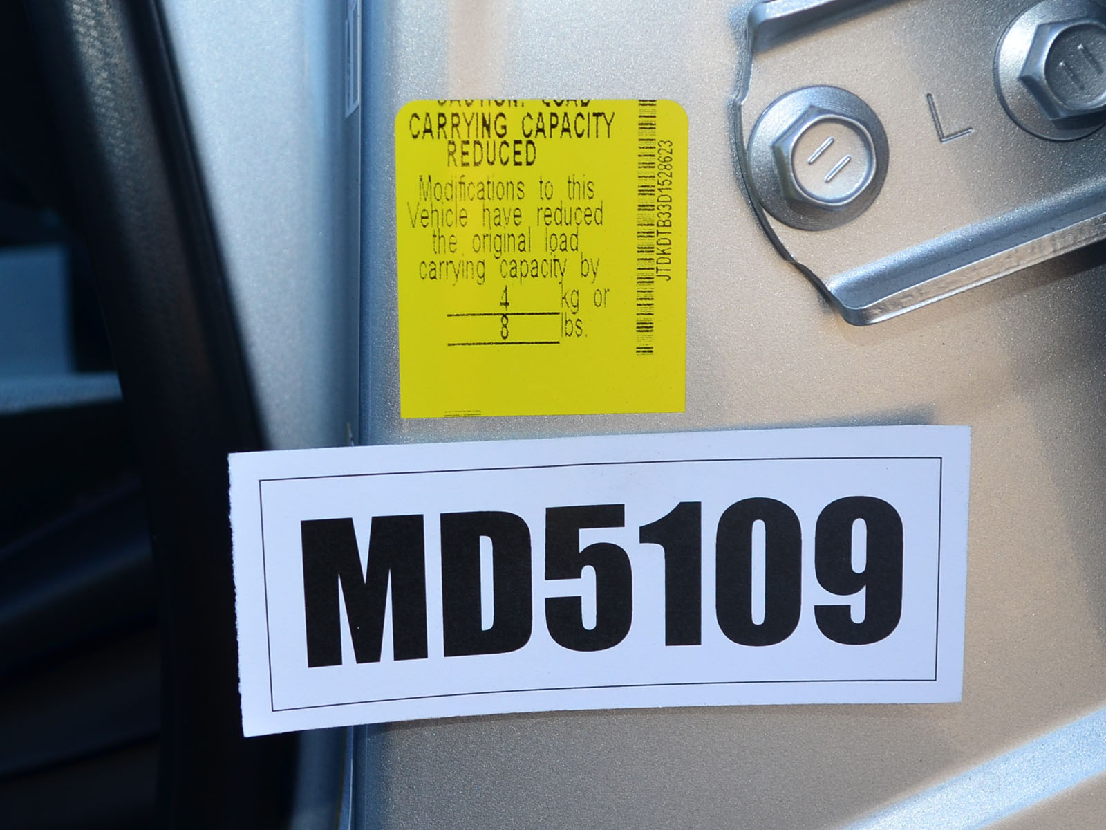 2013 TOYOTA PRIUS C crash image 4