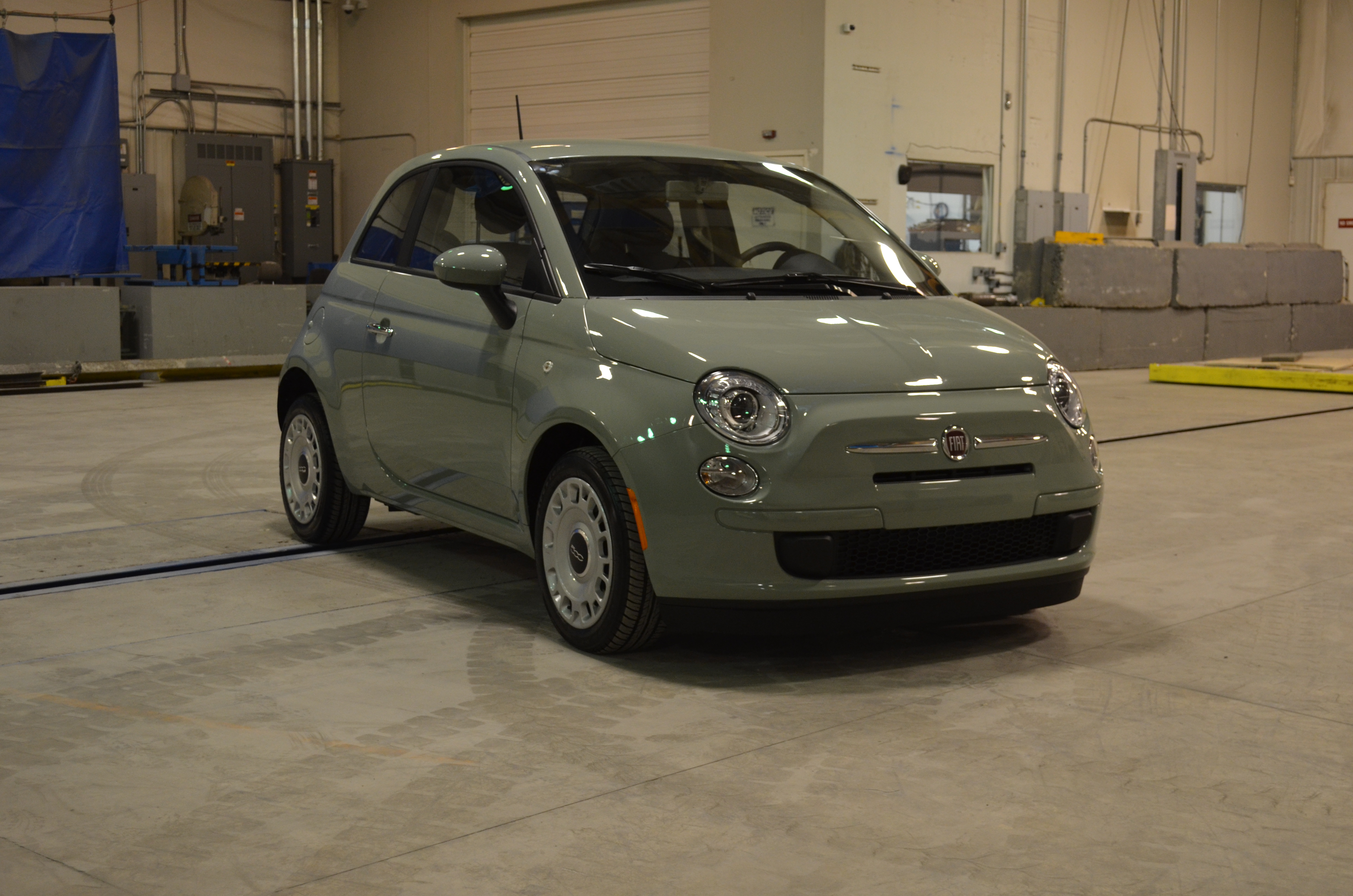 2013 FIAT 500 crash image