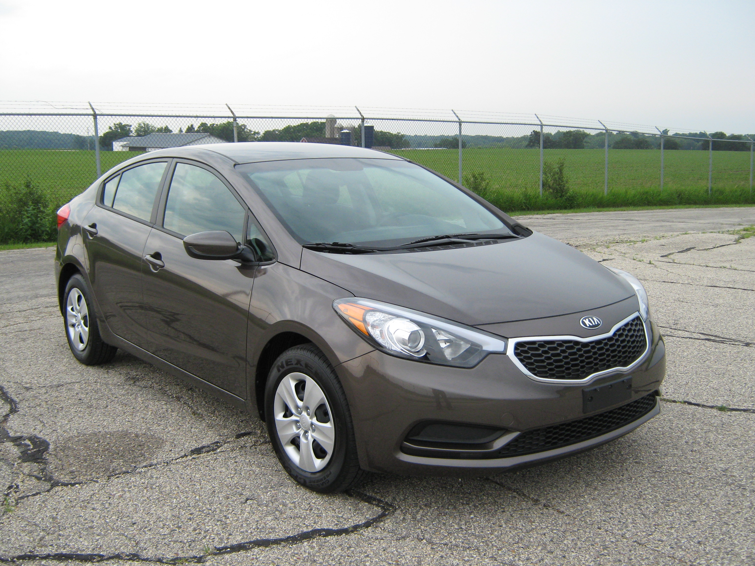 2014 KIA FORTE crash-test photo