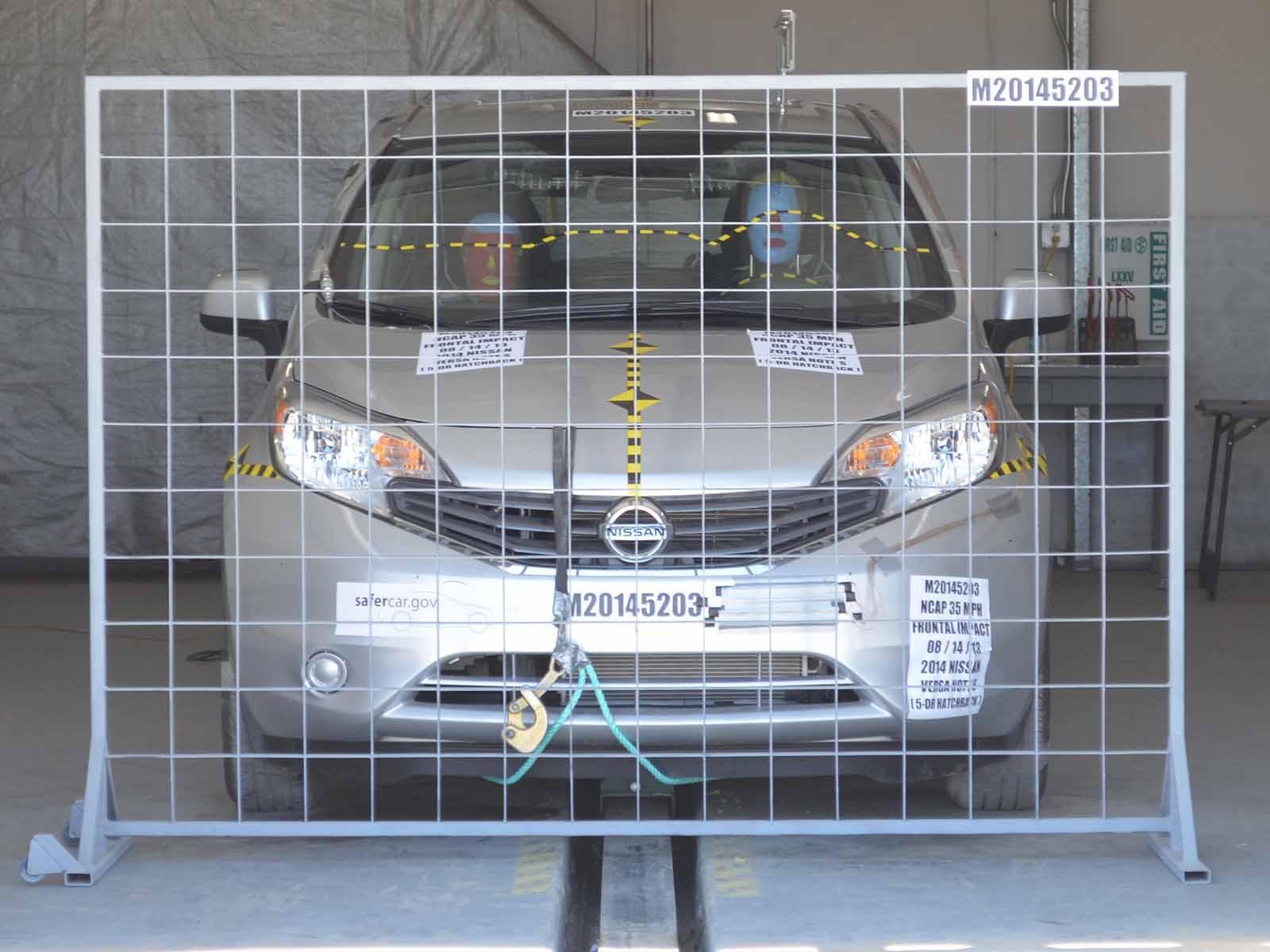 2014 NISSAN VERSA NOTE crash image
