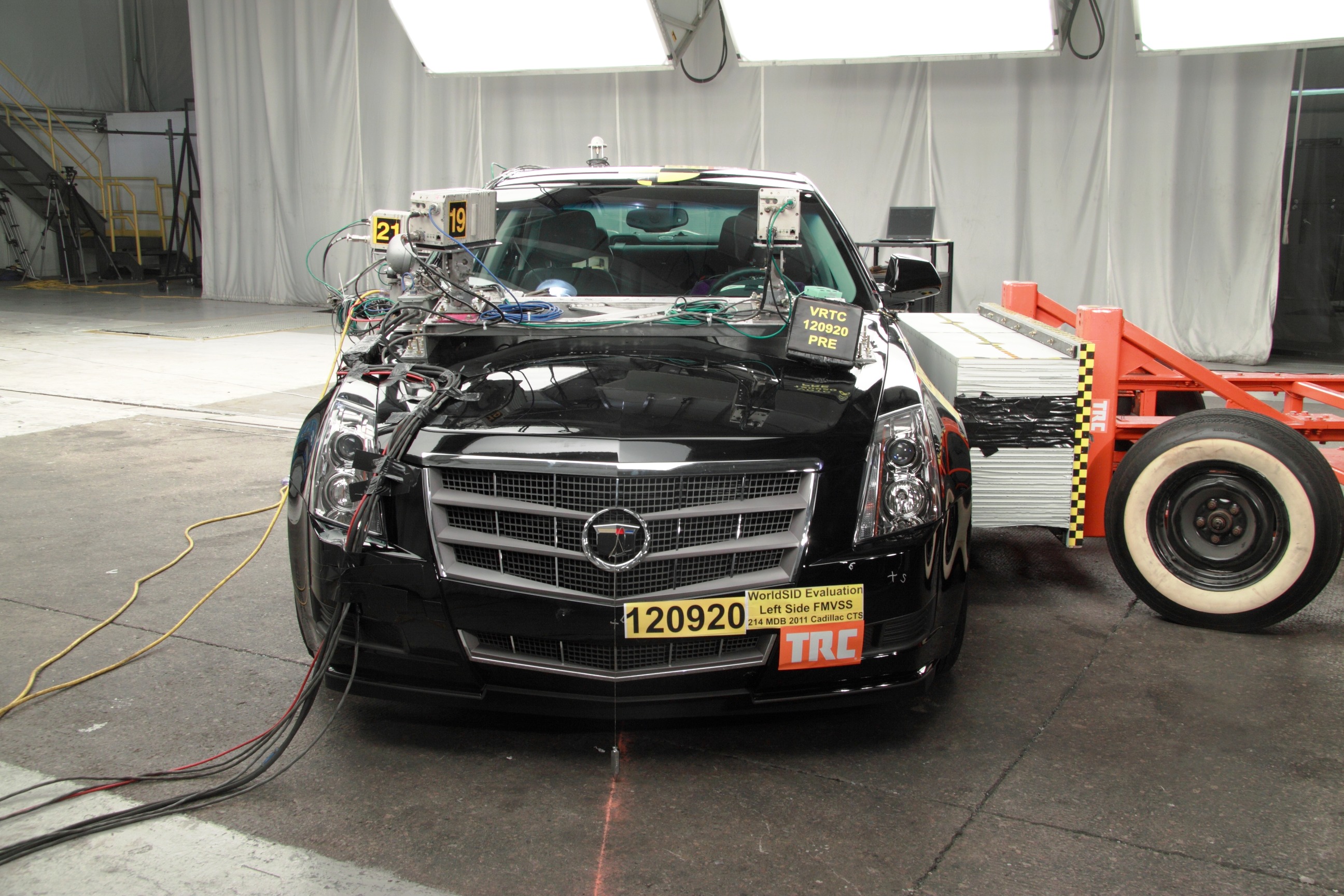 2011 CADILLAC CTS crash image