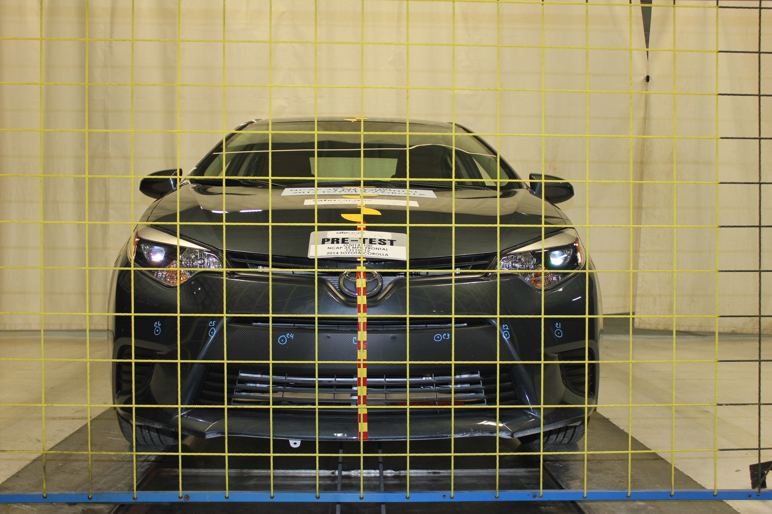 2014 TOYOTA COROLLA crash image