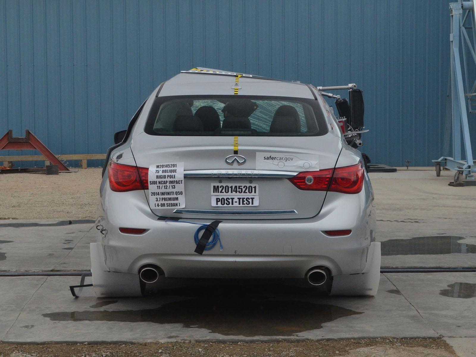 2014 INFINITI Q50 crash image 12