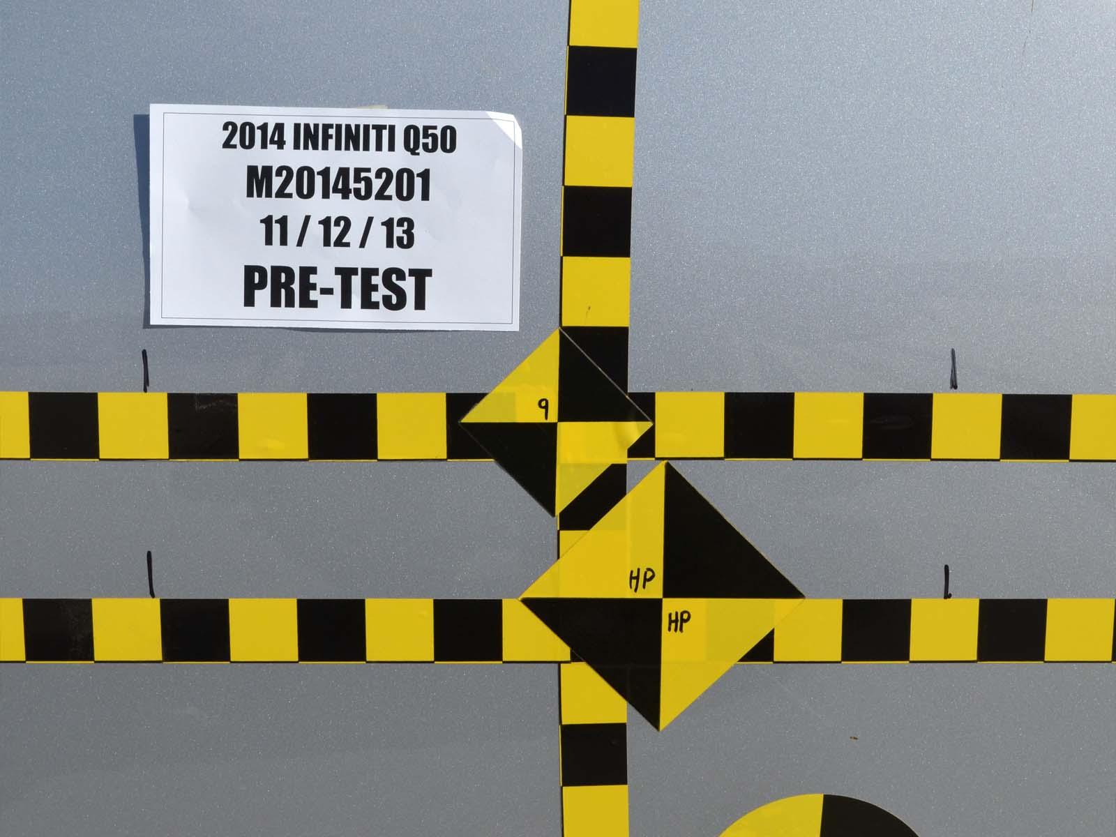 2014 INFINITI Q50 crash image 19