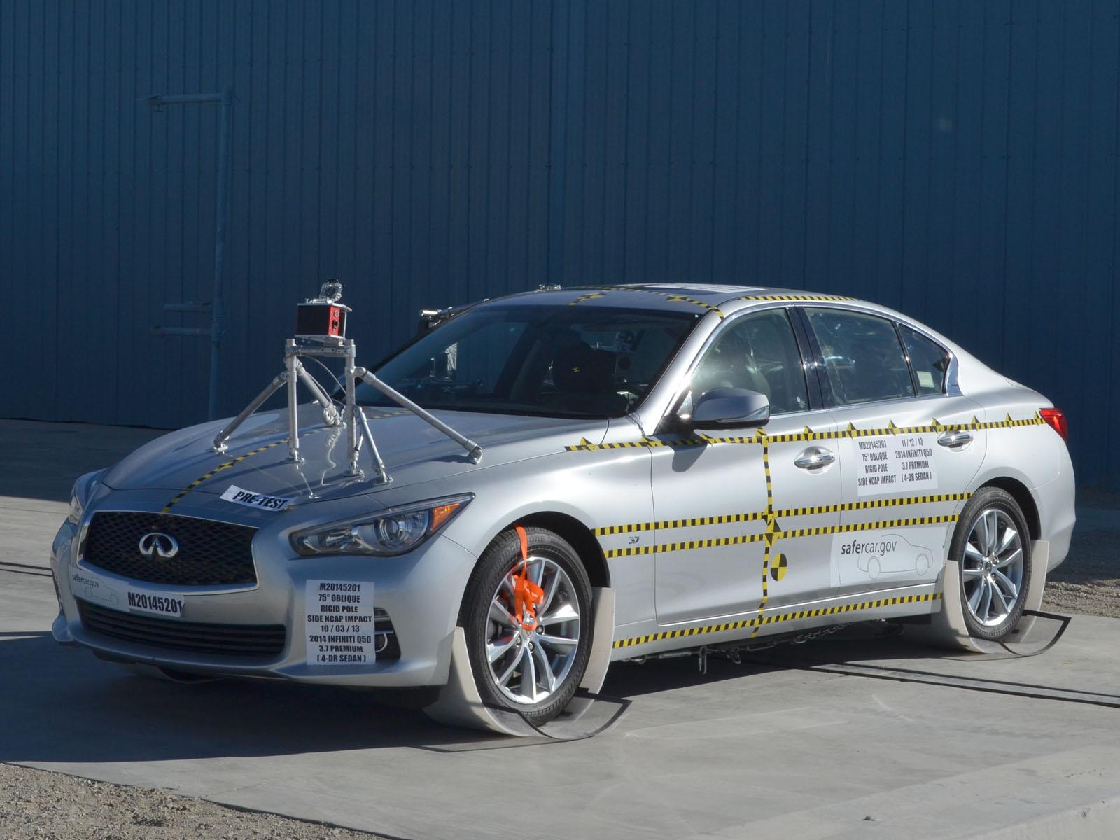 2014 INFINITI Q50 crash image 5