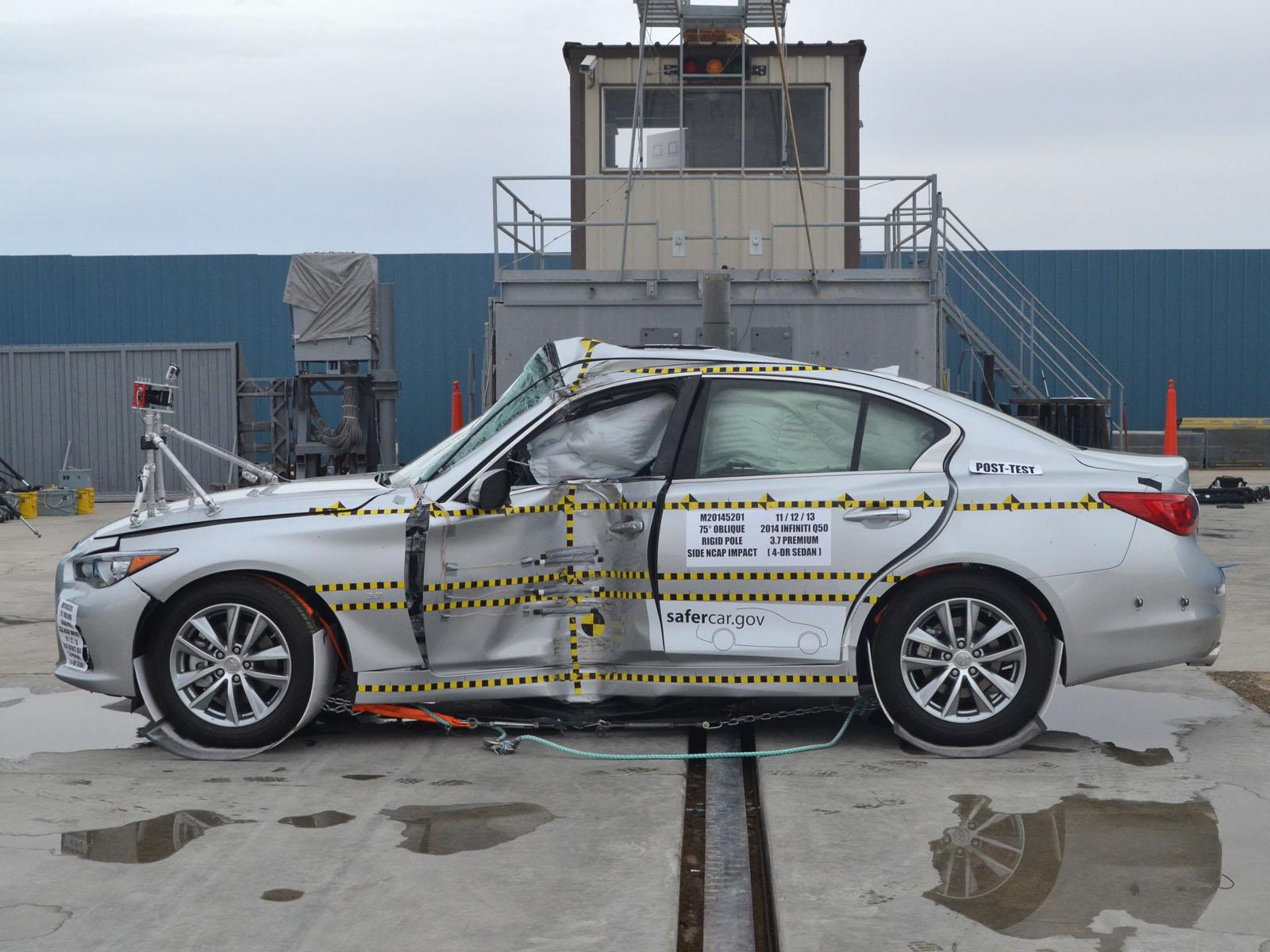 2014 INFINITI Q50 crash image 8