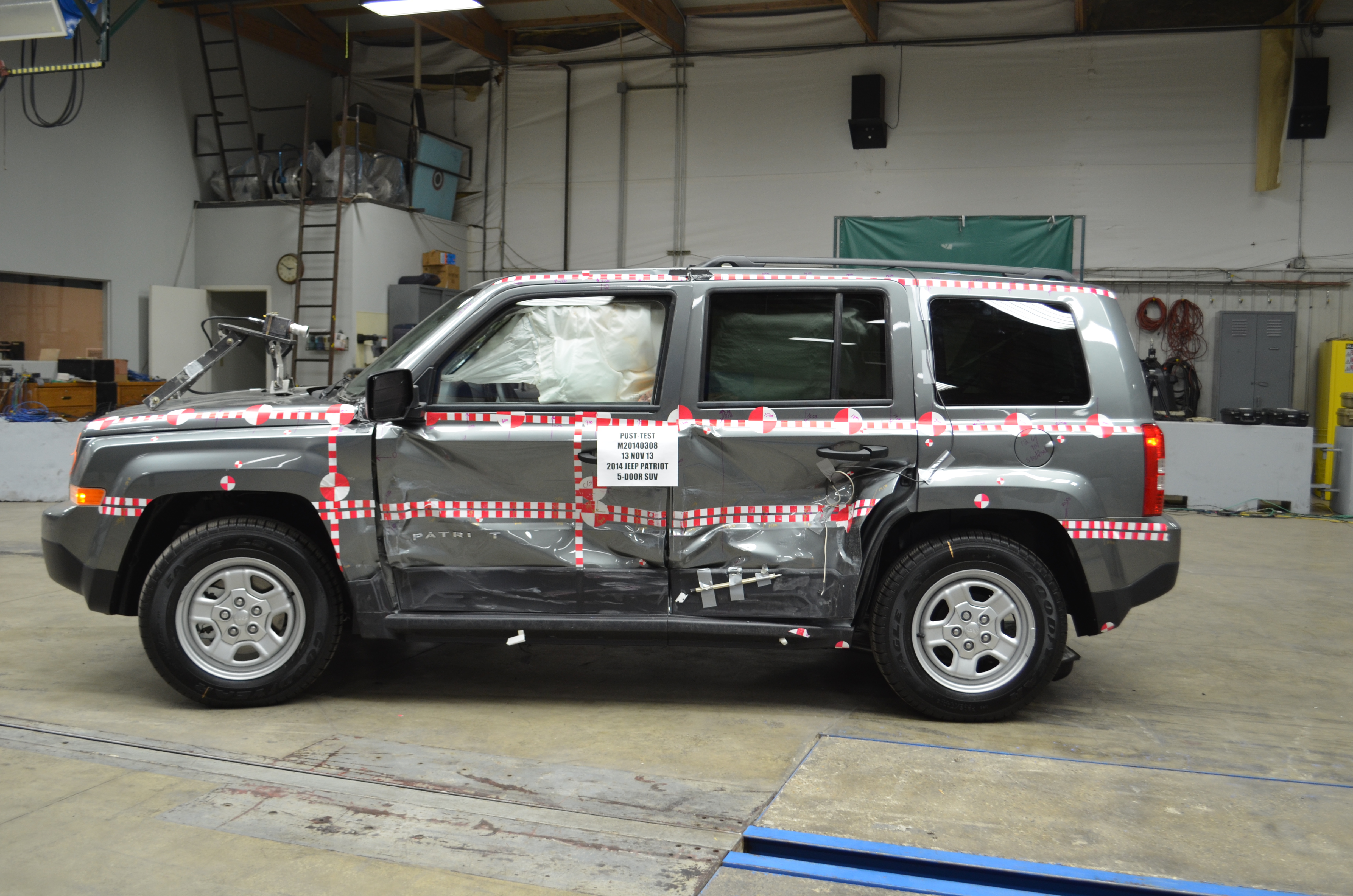 2014 JEEP PATRIOT crash image 10