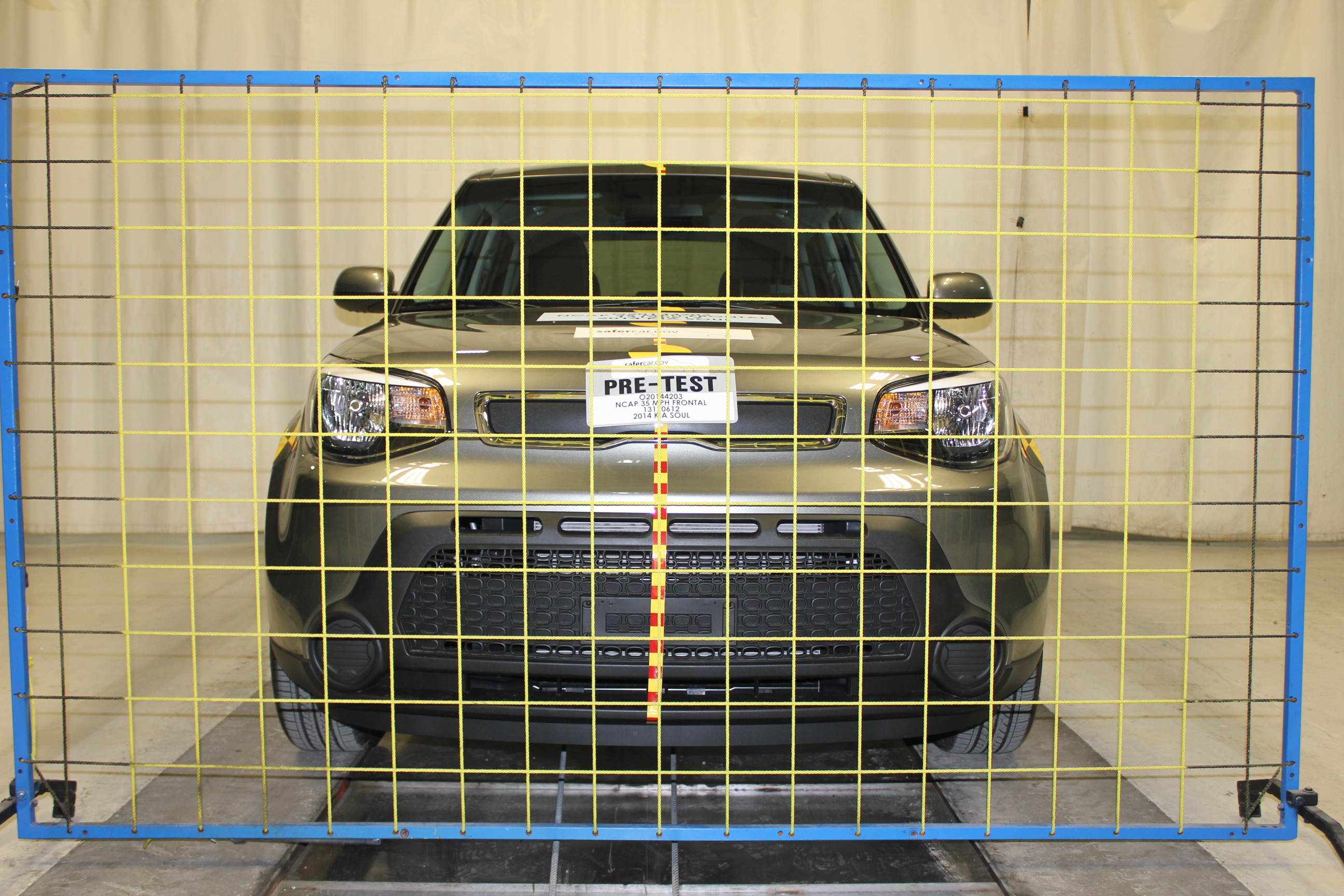 2014 KIA SOUL crash-test photo