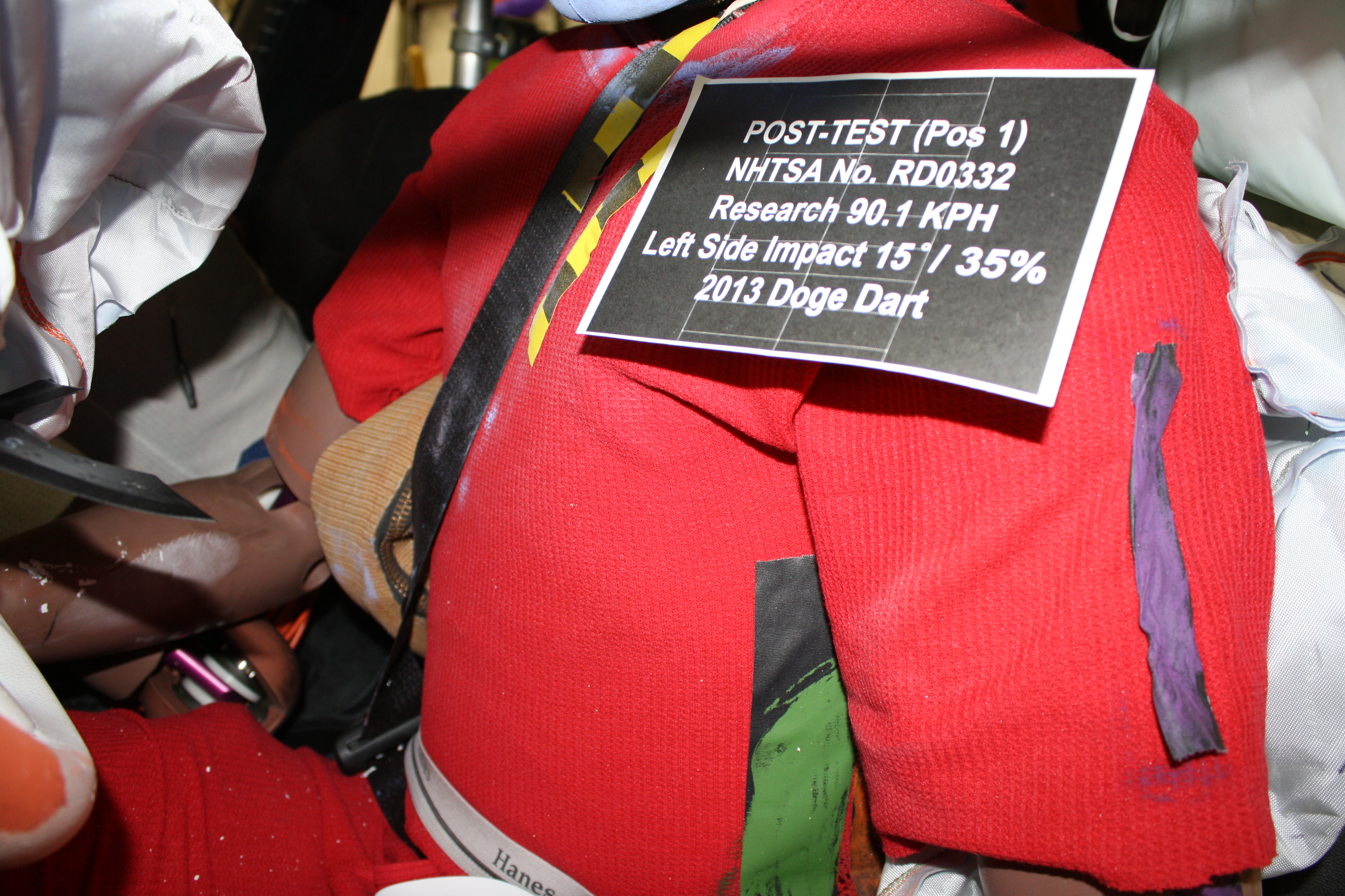 2013 DODGE DART crash-test photo
