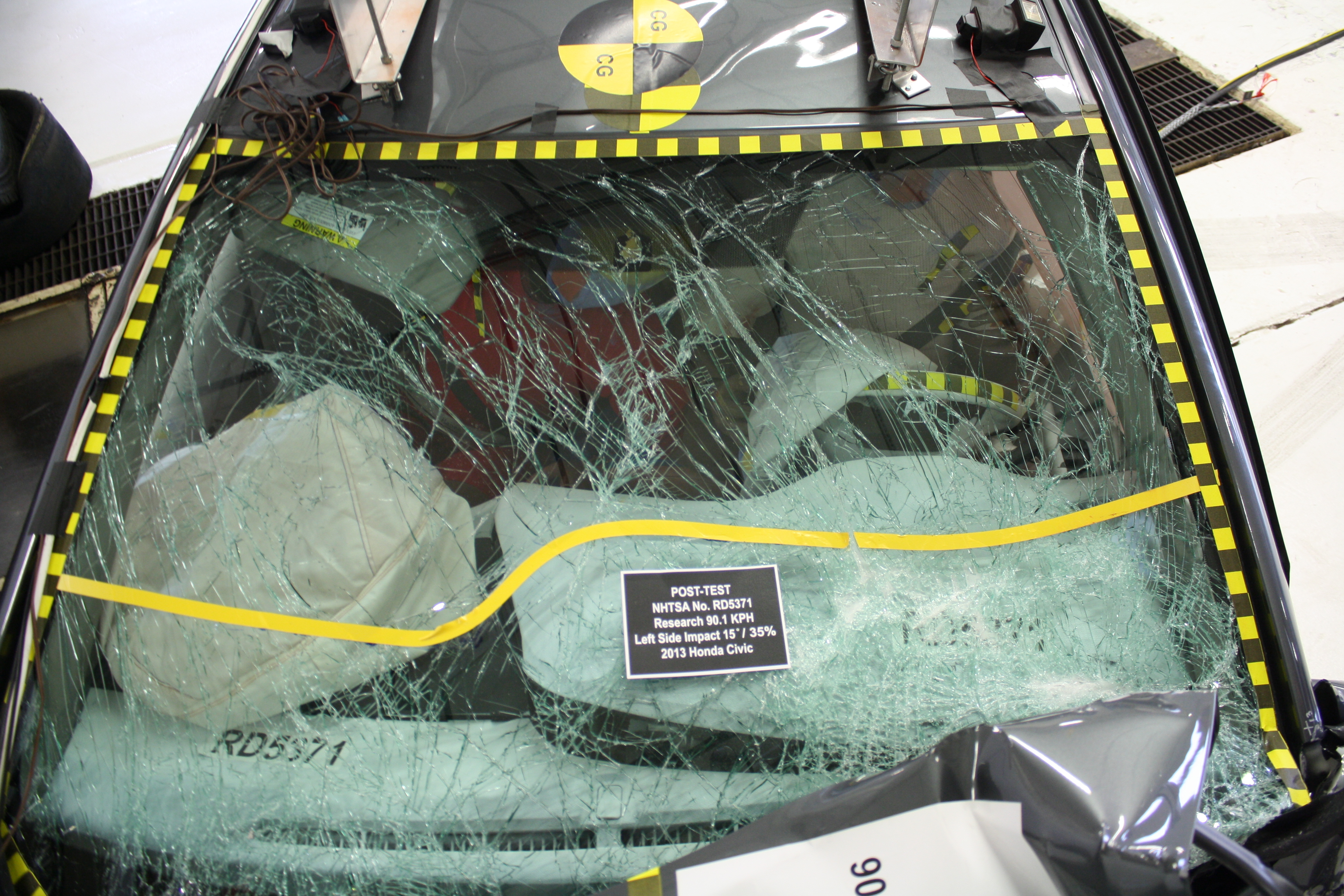 2013 HONDA CIVIC crash-test photo