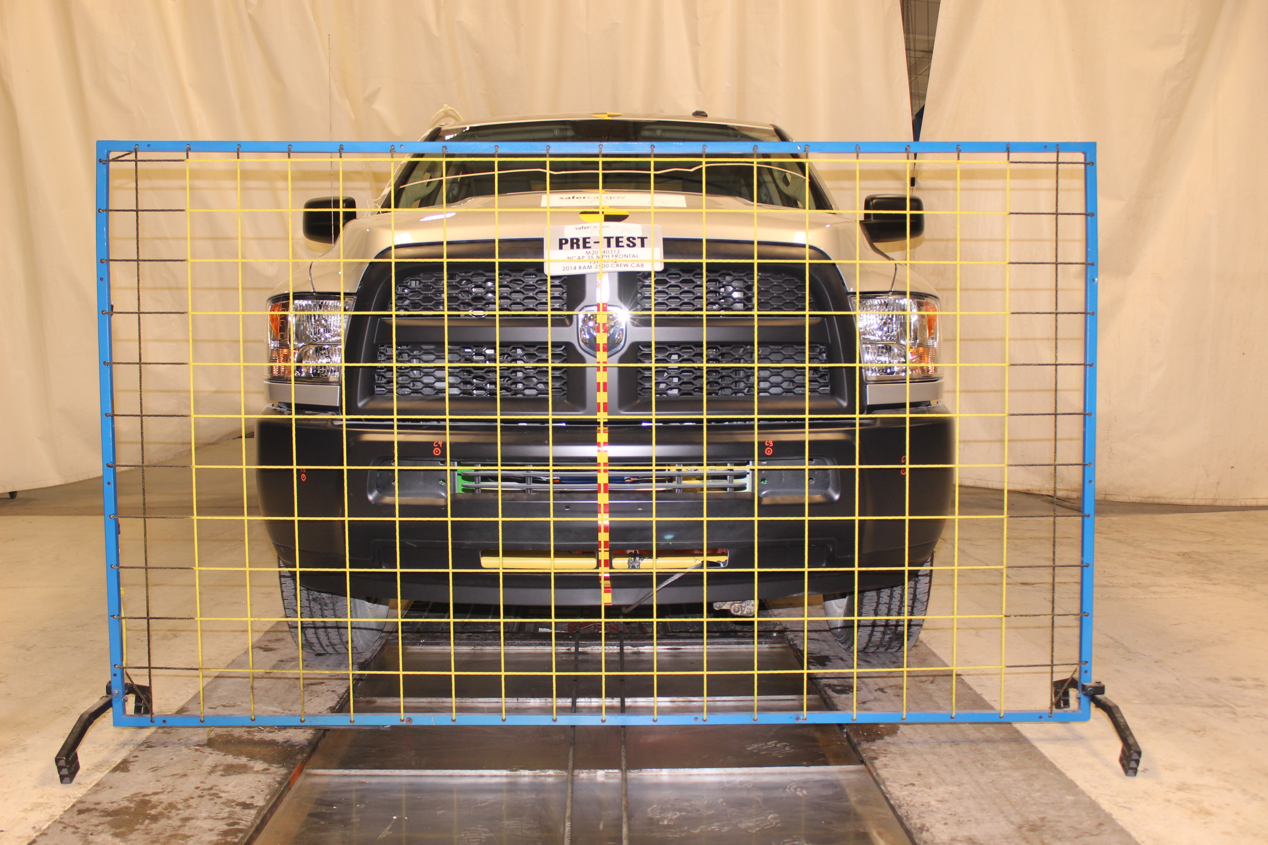 2014 RAM 2500 crash-test photo