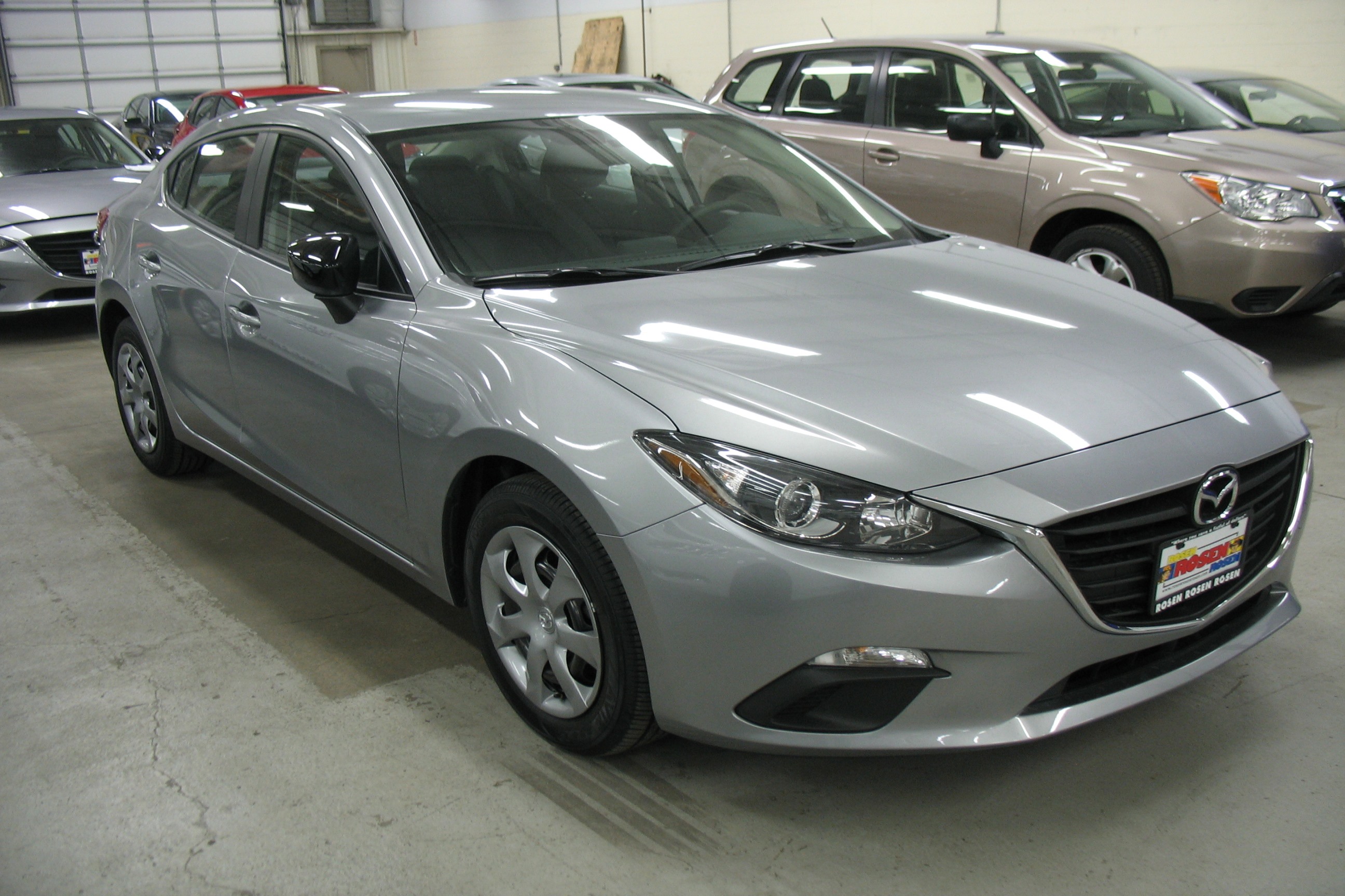 2014 MAZDA MAZDA3 crash-test photo