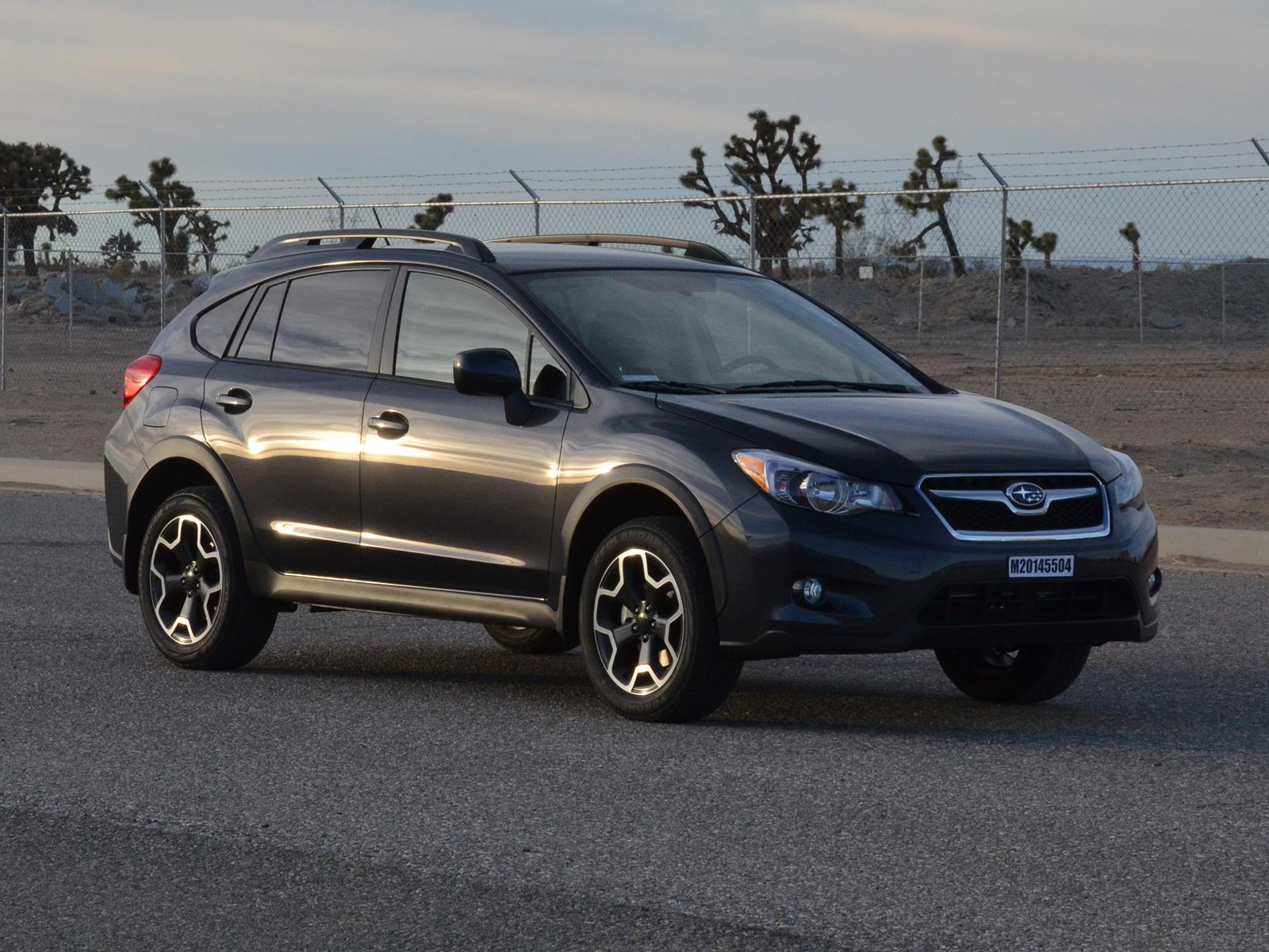 2014 SUBARU XV CROSSTREK crash-test photo