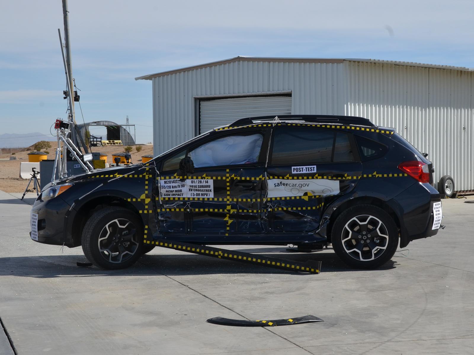 2014 SUBARU XV CROSSTREK crash image 8