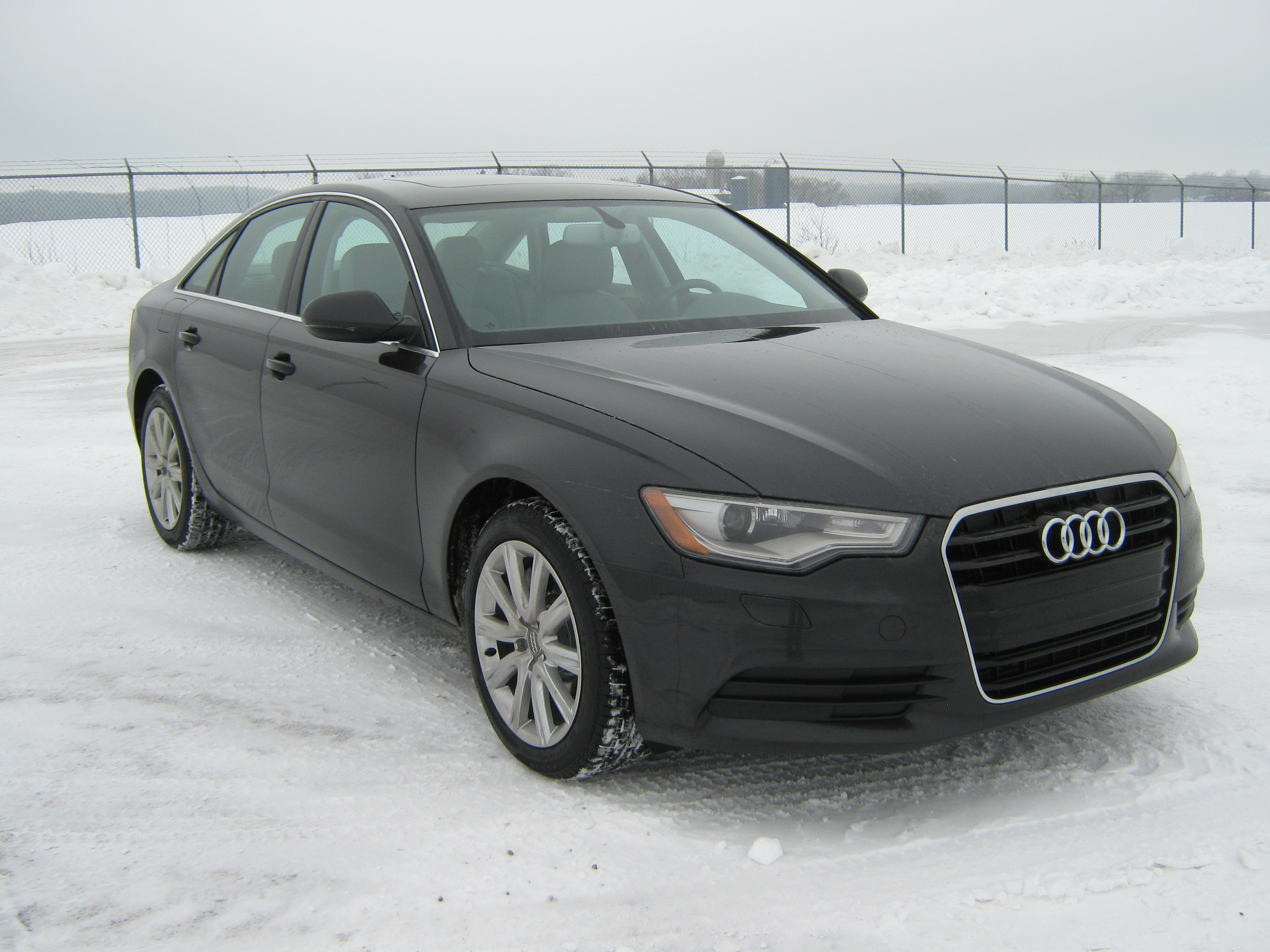 2014 AUDI A6 crash-test photo
